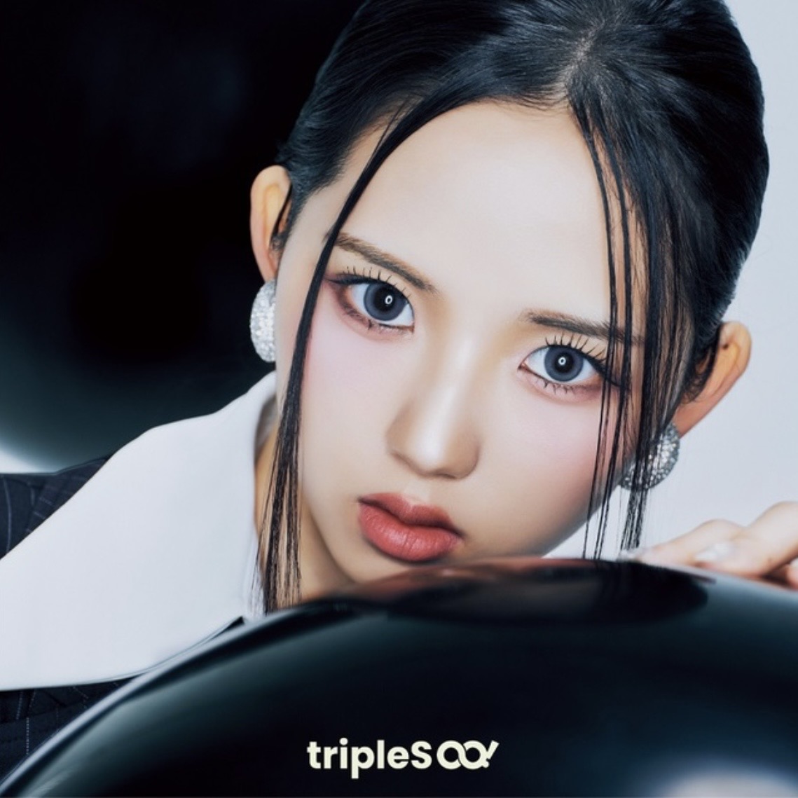 Untitled - Jiwoo Fanclub Version