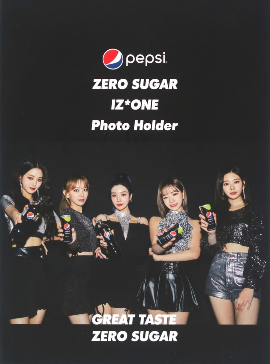 ZERO:ATTITUDE - Photo Holder