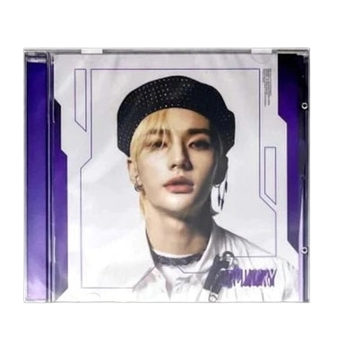 Oddinary - Jewel Case Version (Hyunjin)