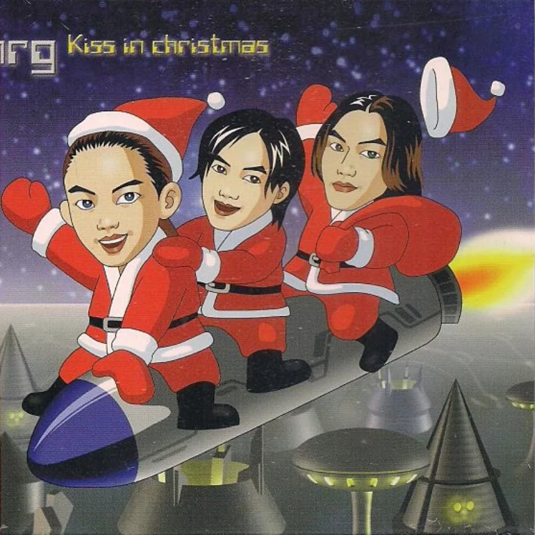 Kiss in Christmas