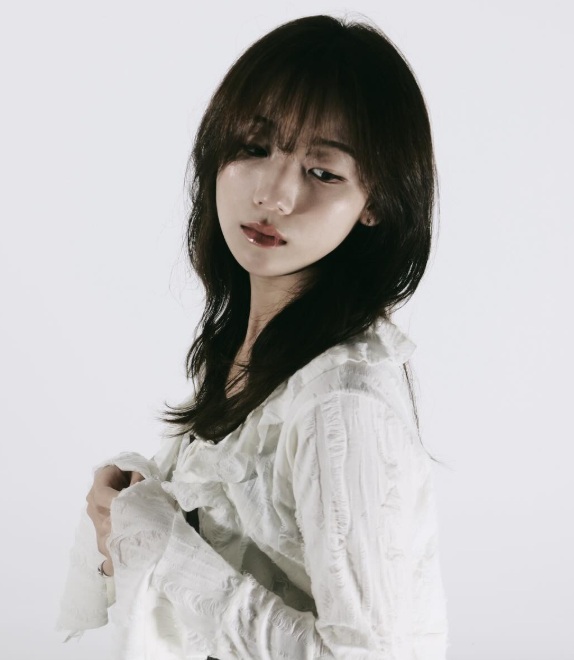 YUJIN