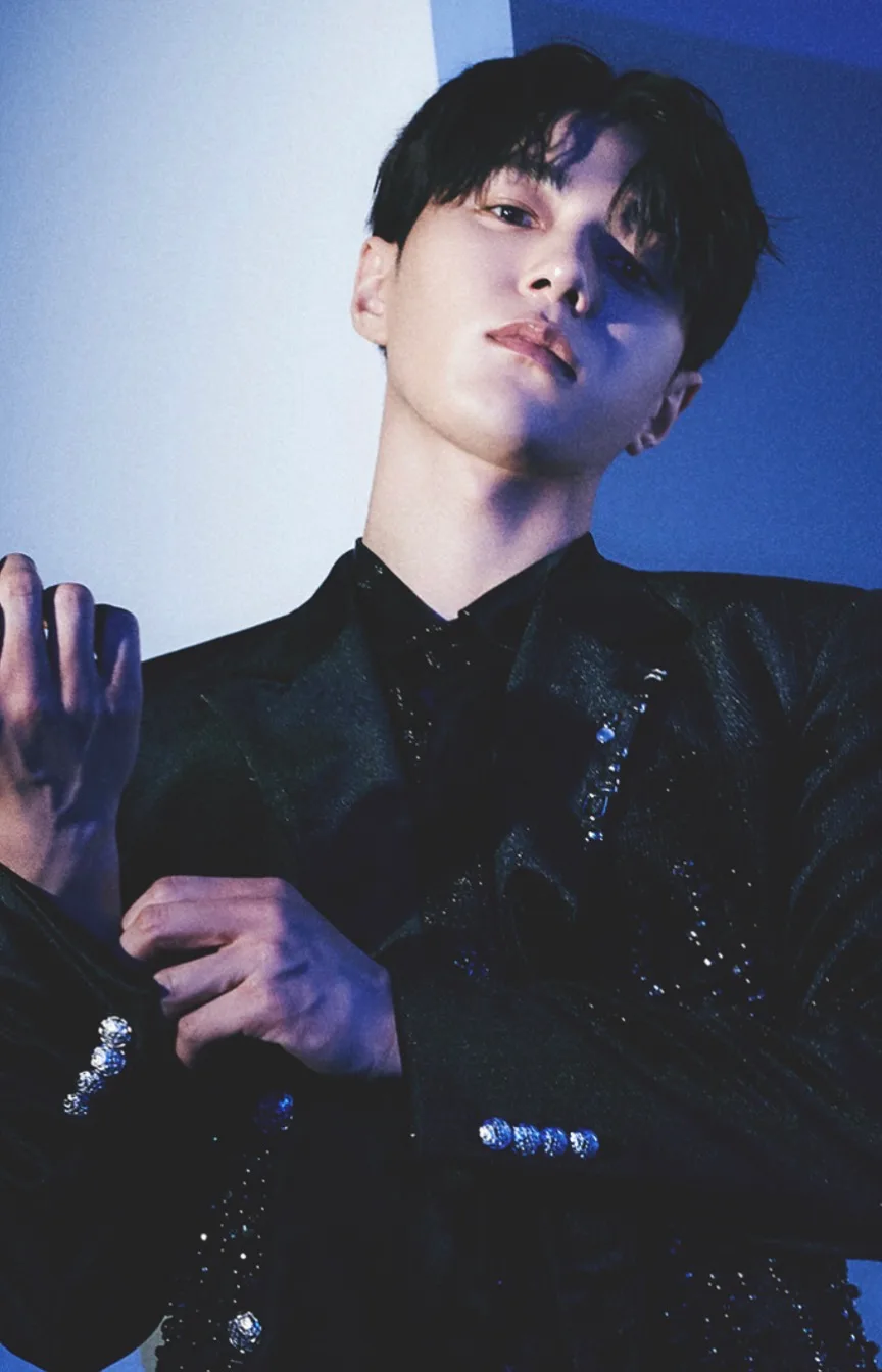L / Myungsoo