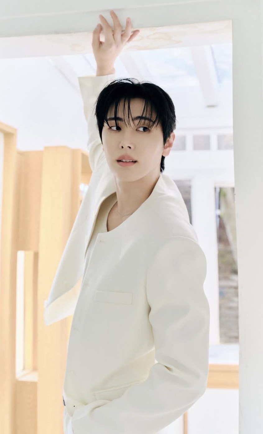 SF9 Photocard List & Collection Tracker | Bias Room