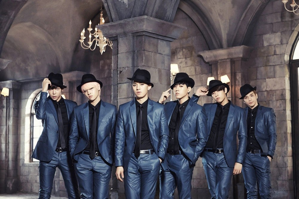 MR.MR