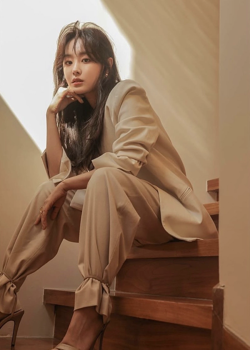 Song Ji Eun