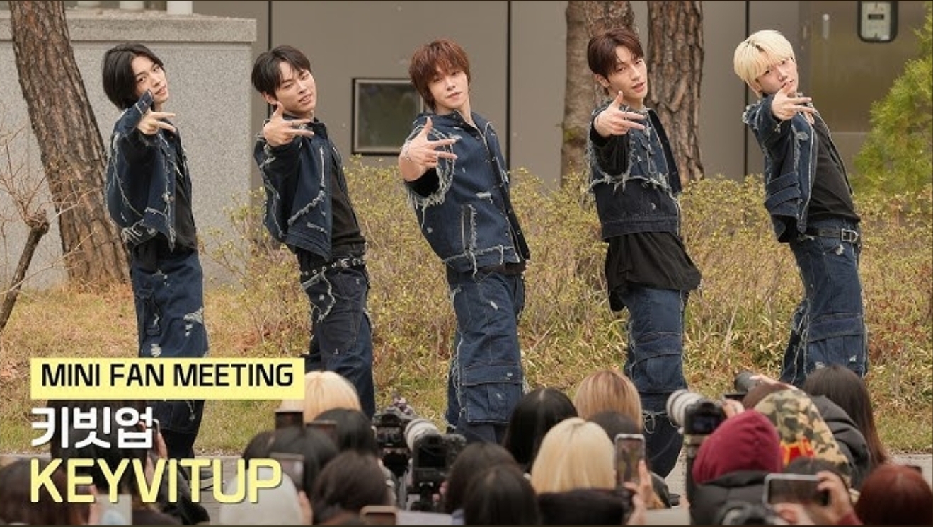 KEYVITUP mini fan meeting