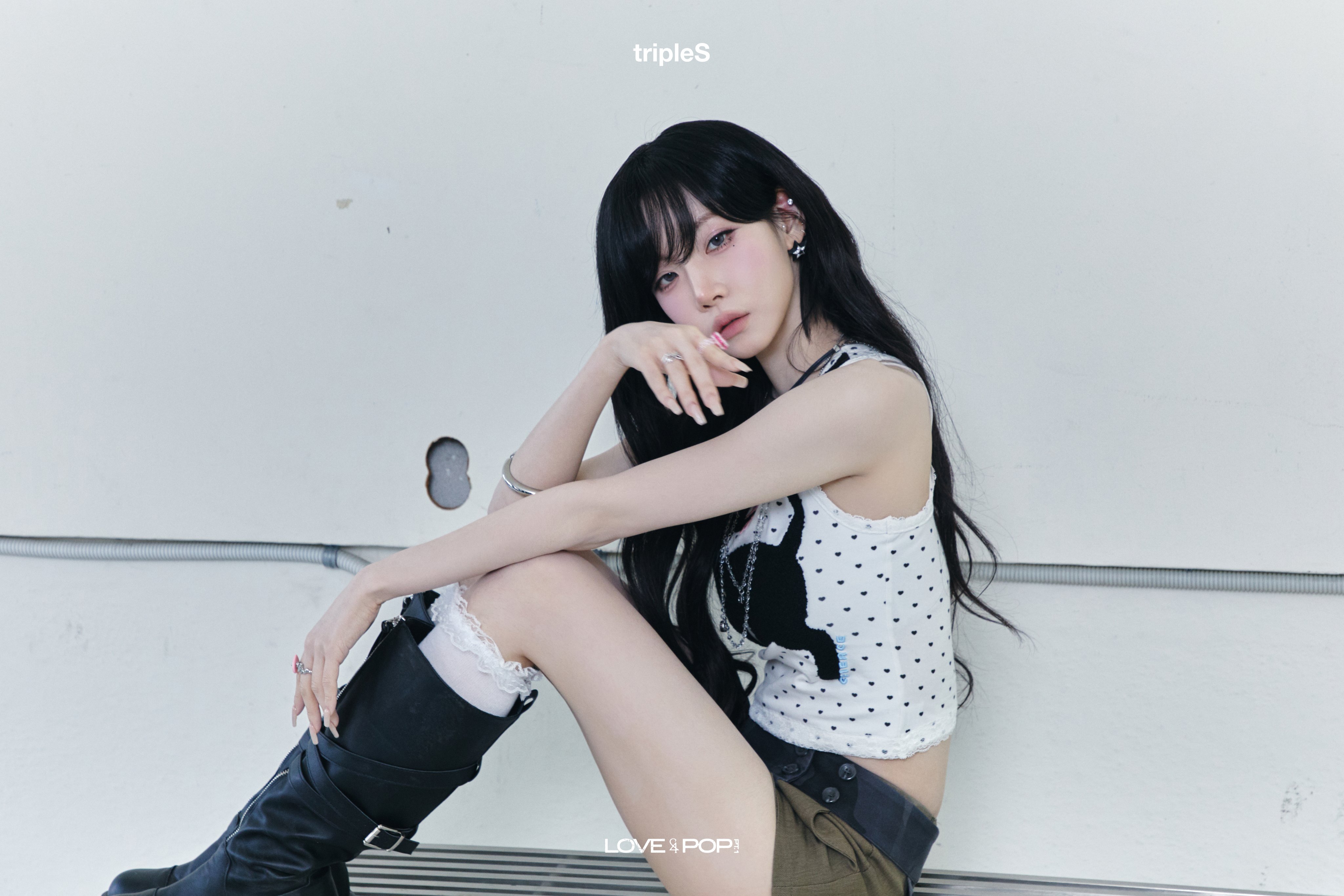 triples aaa 221109 nakyoung サイン入りポラ pola Nakyoung Photocards (tripleS) | Bias Room