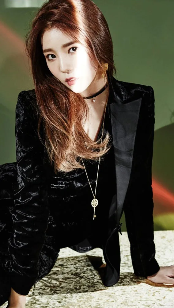 Hello Venus Photocard List & Collection Tracker | Bias Room