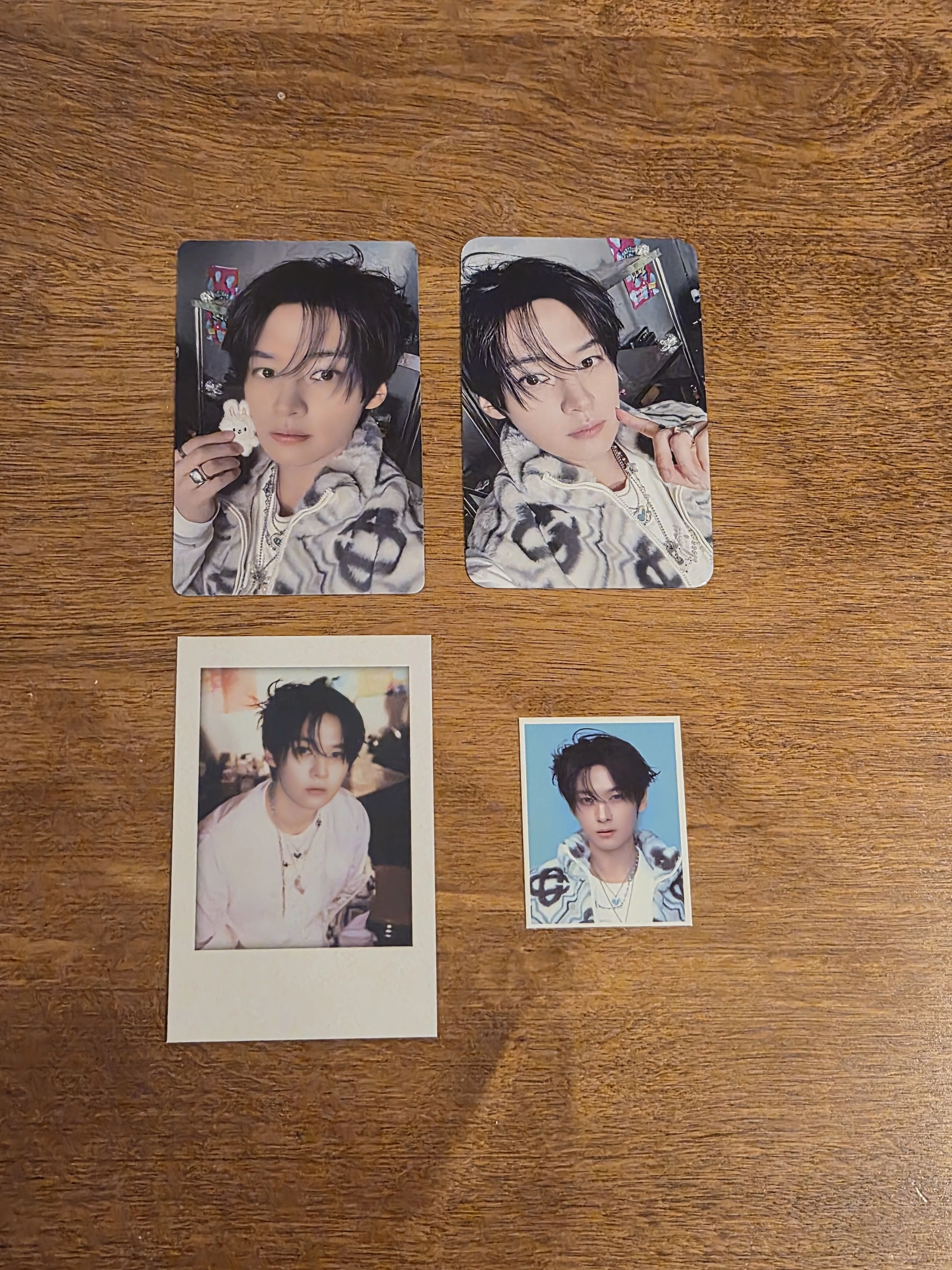 LeeKnow Starlight Photocard Bundle listing photo 1