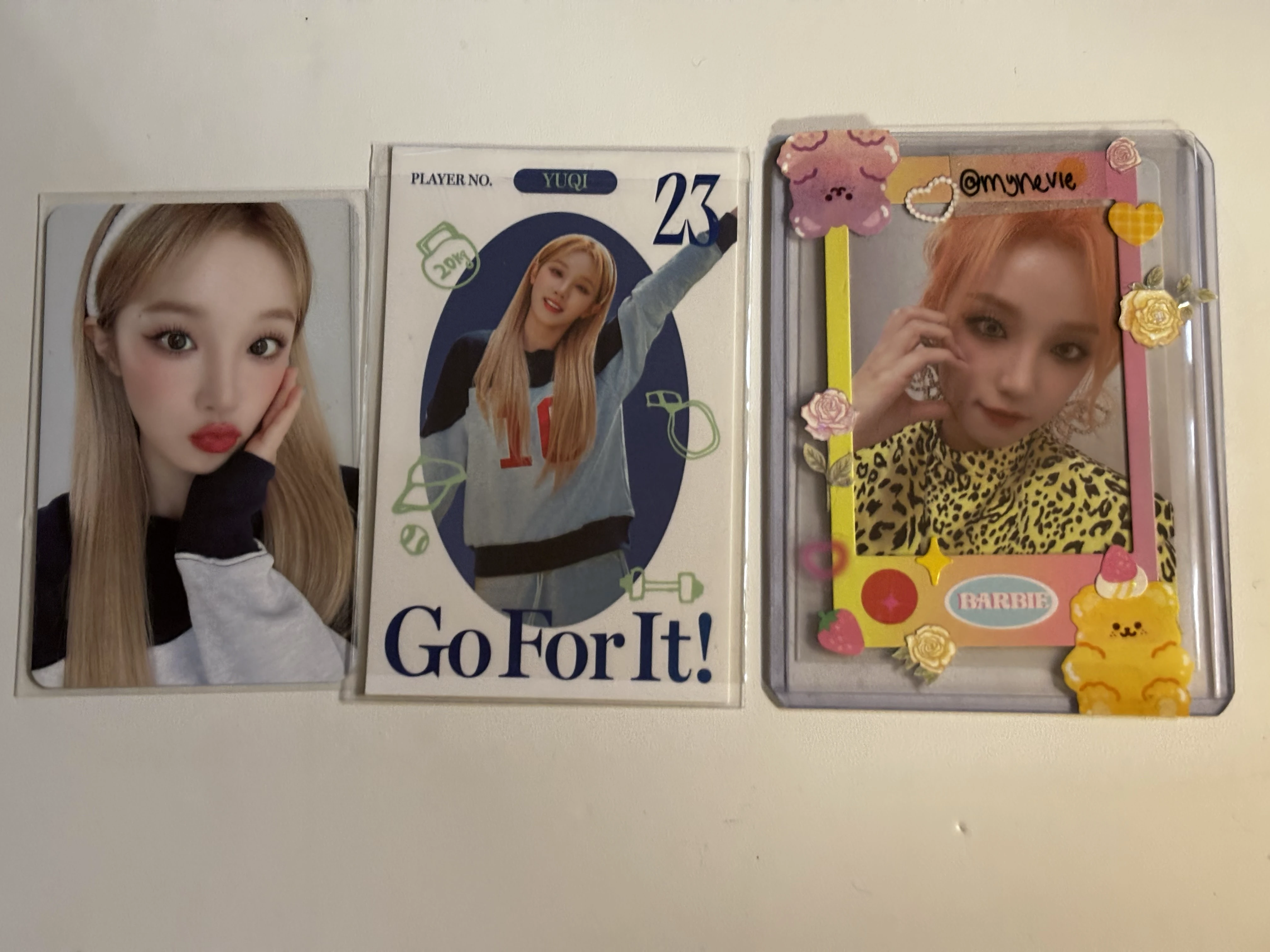 Yuqi 2024 Seasons Greetings set listing photo 1
