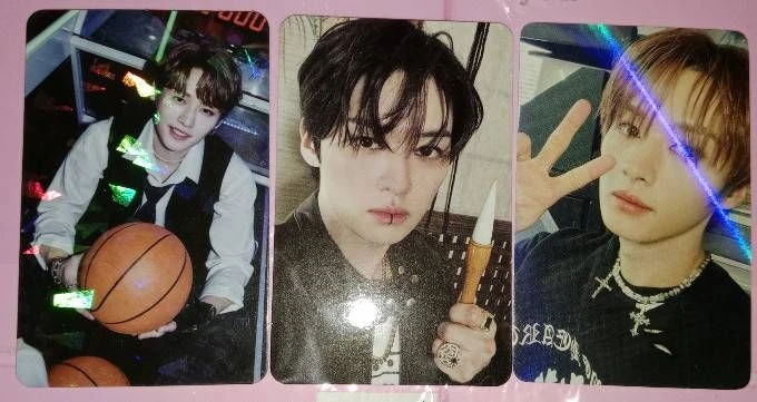 STRAY KIDS - LEE KNOW BUNDLE SET listing photo 1