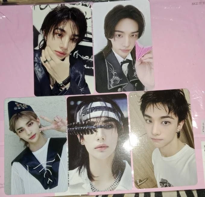 STRAY KIDS - HYUNJIN BUNDLE SET listing photo 1