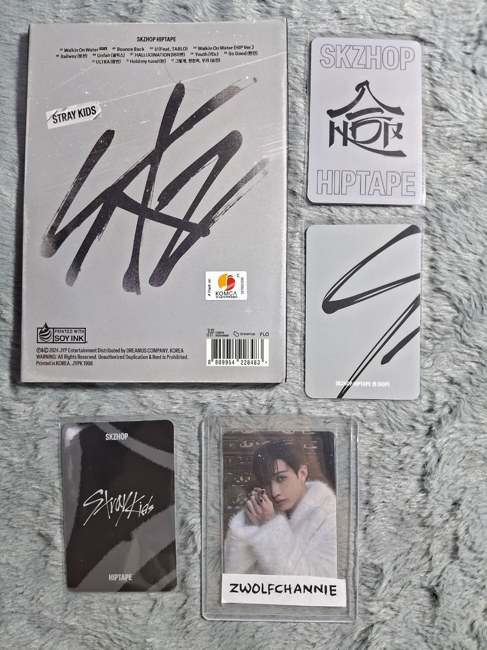 Foto 2 do anúncio de STRAY KIDS H OPACCORDION VER. BANG CHAN SET