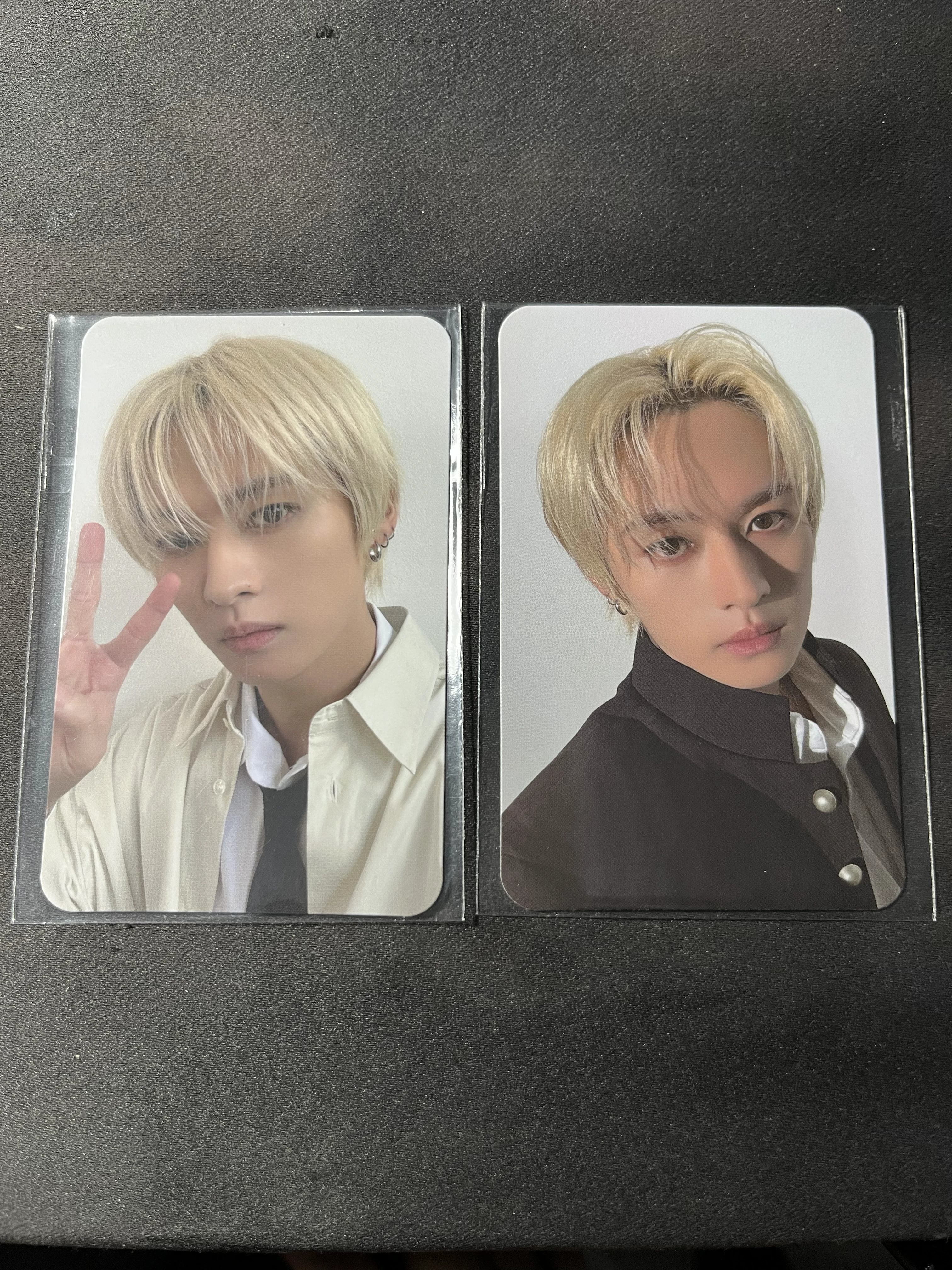Stay Japan Online Lottery Lee Know Set 🐰 listing photo 1