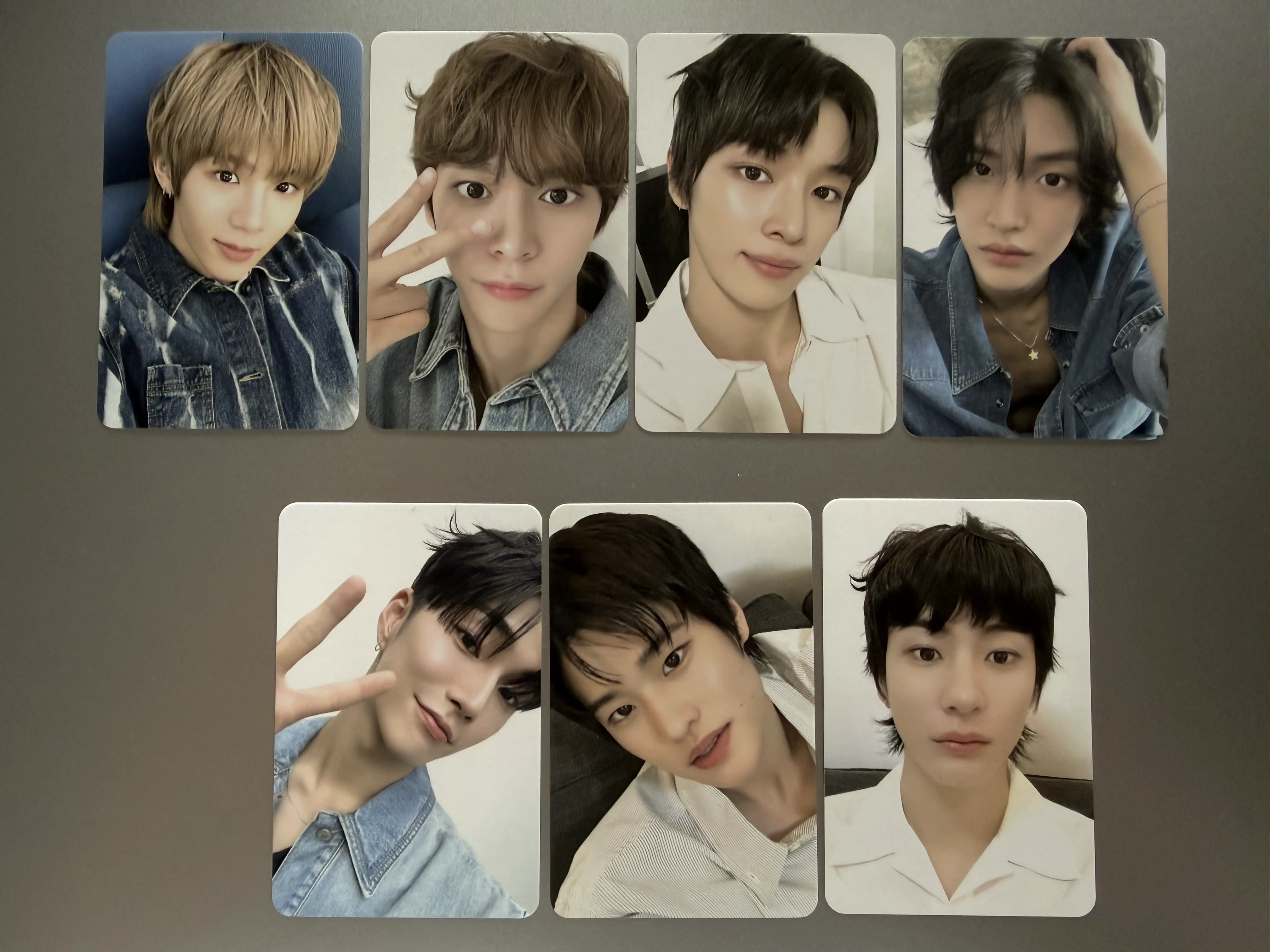 riize 2024 season’s greetings photocard set listing photo 1