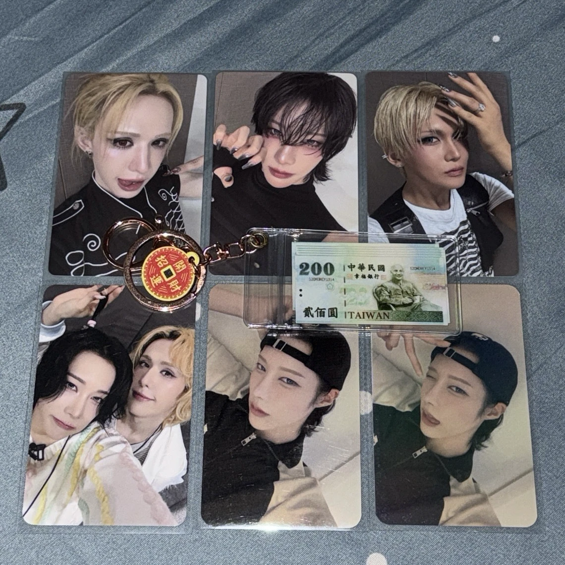 Bundle listing photo 1