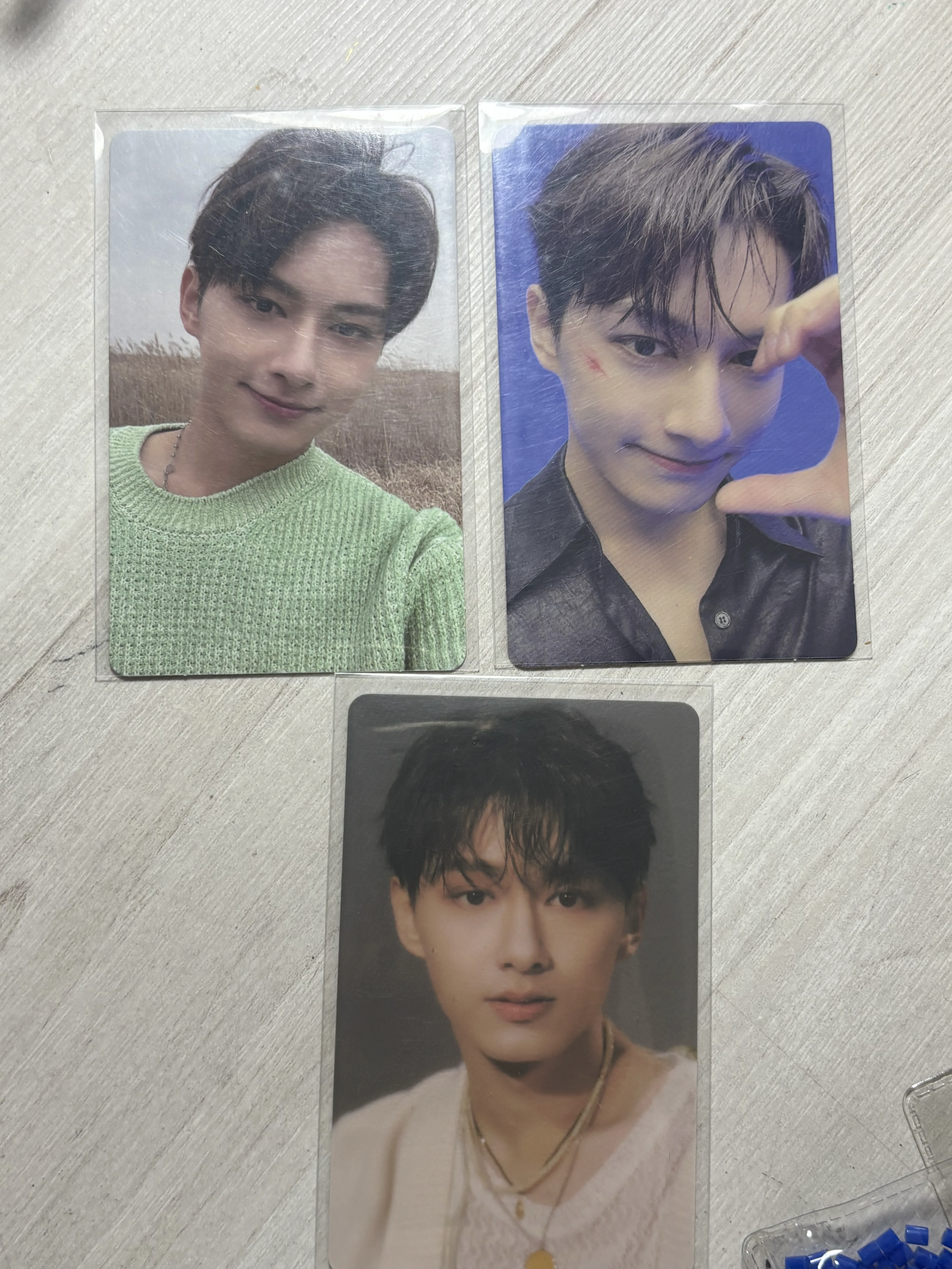 JUN FACE THE SUN WEVERSE SET listing photo 1