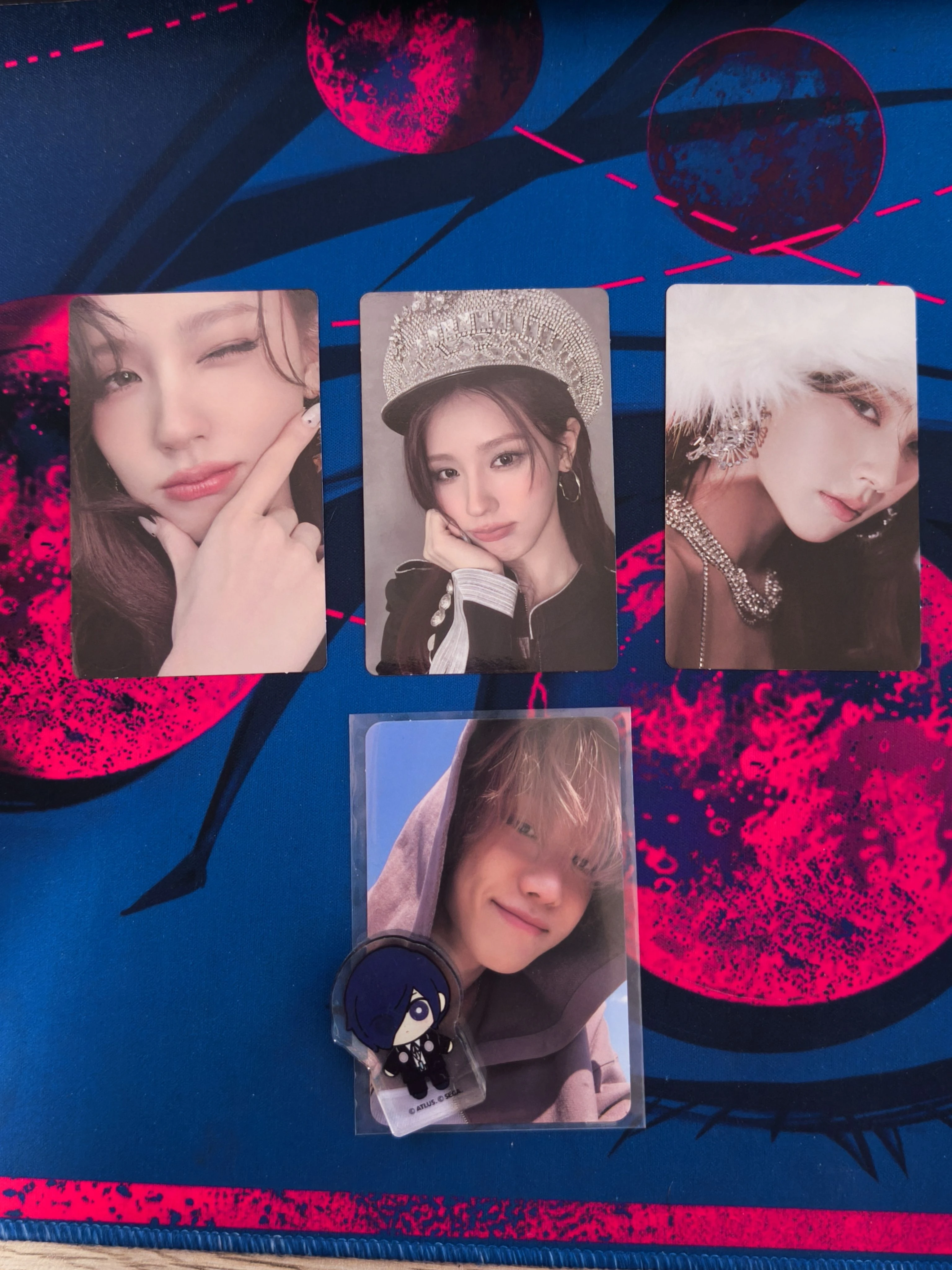 Miyeon i-dle 2 Set listing photo 1