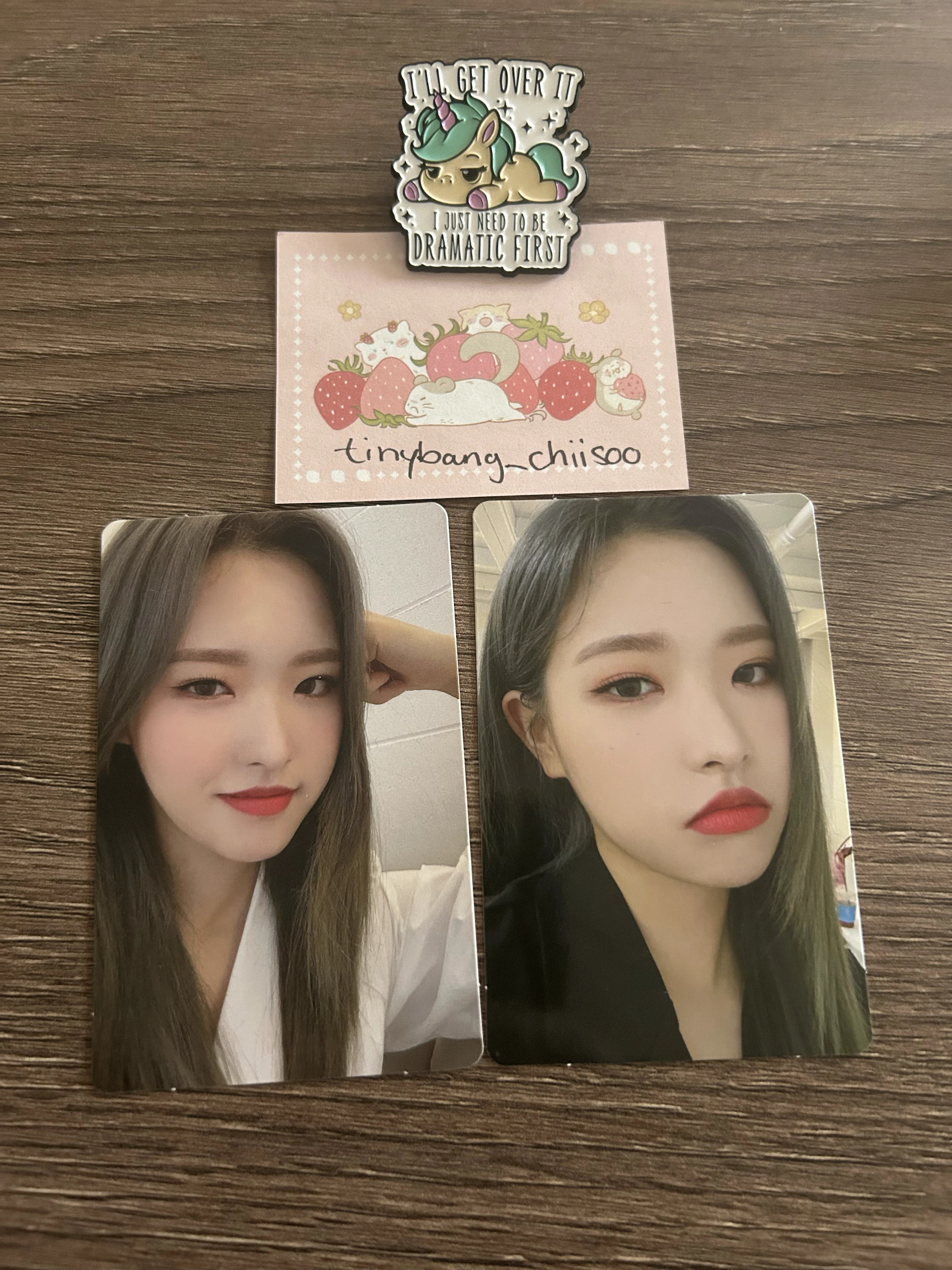 Olivia Hye On Wave Photocard Set listing photo 1