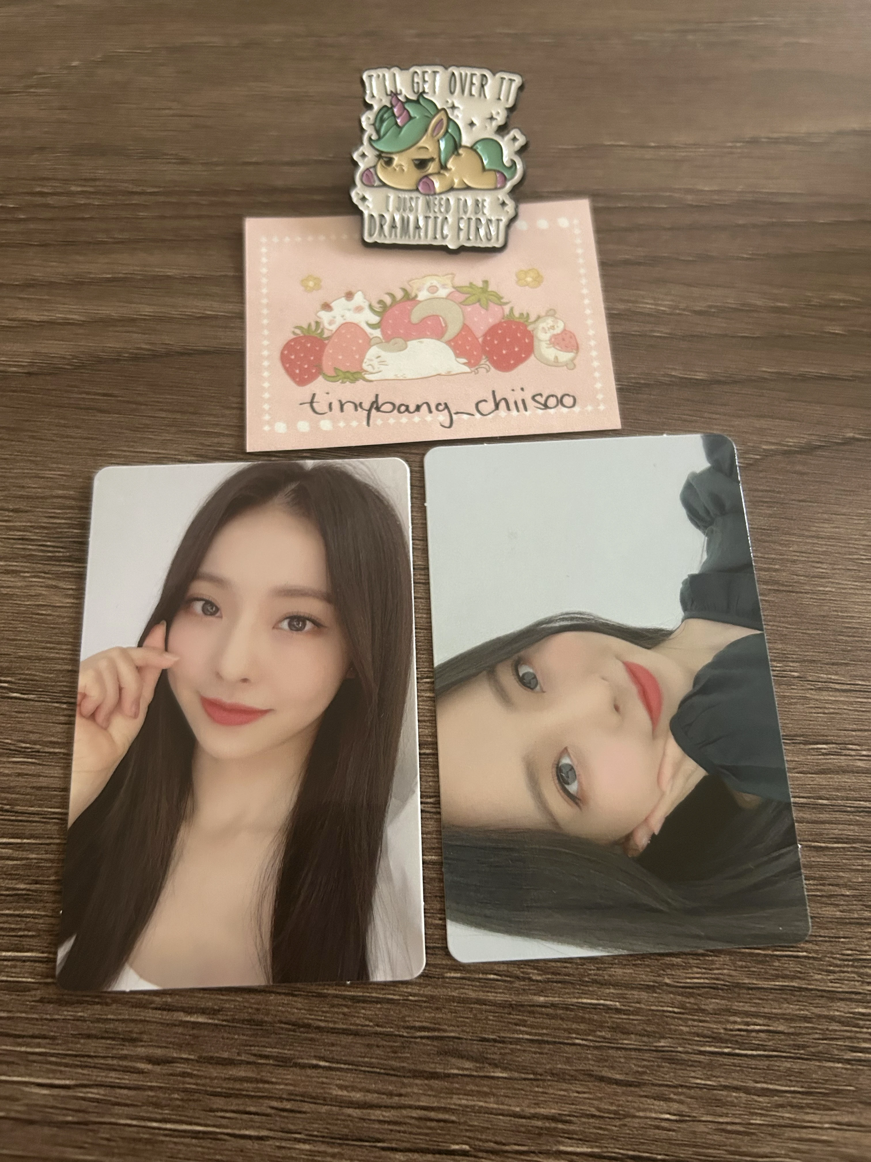 Vivi On Wave Photocard Set listing photo 1