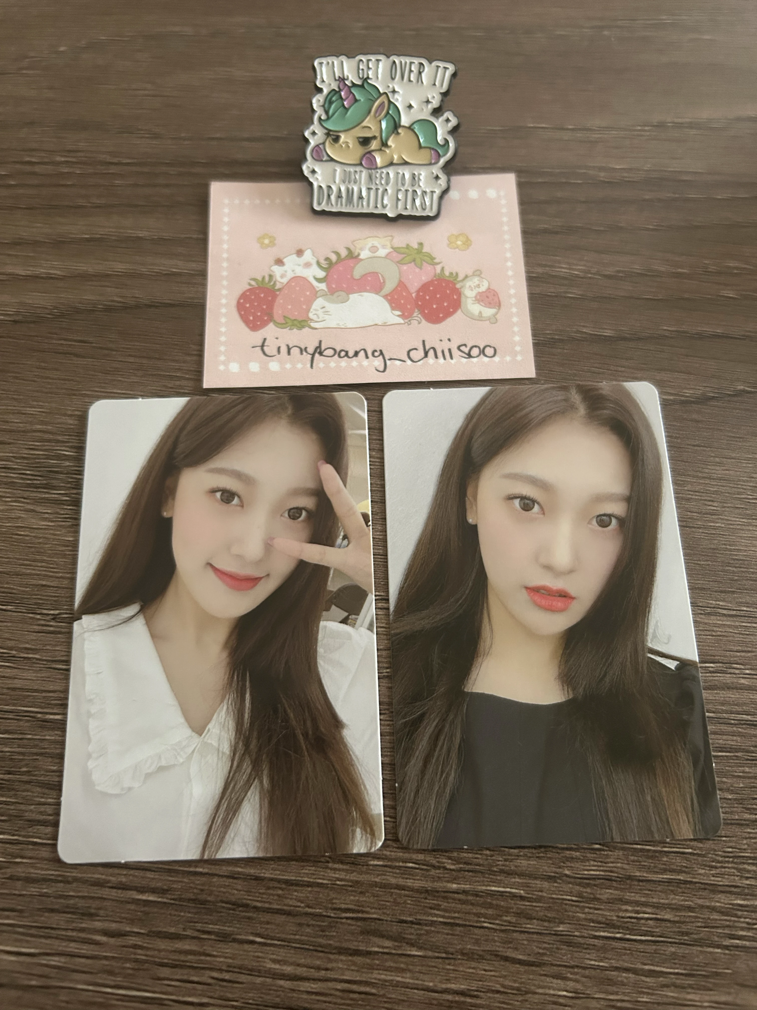 Choerry On Wave Photocard Set listing photo 1