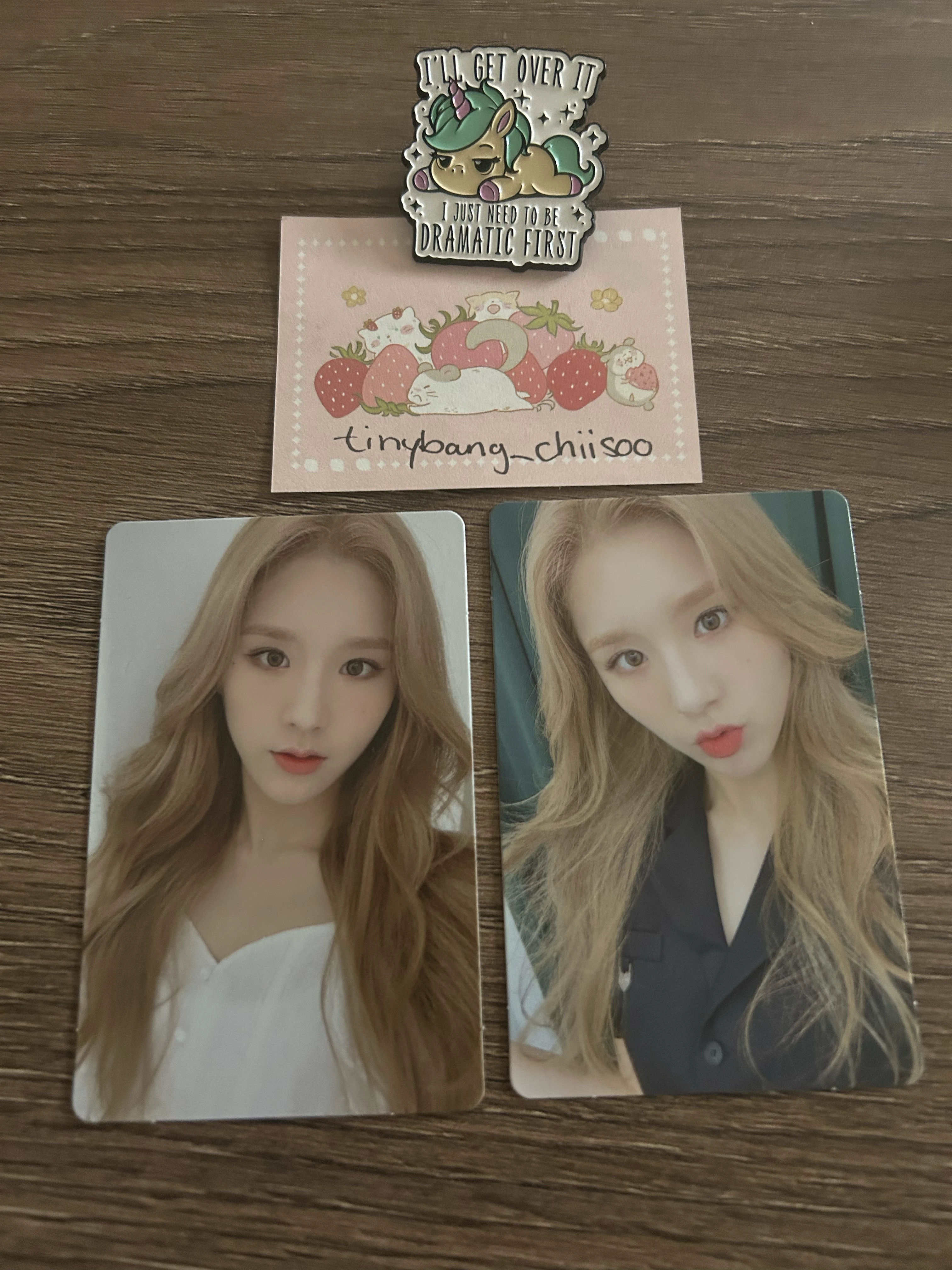 Heejin On Wave Photocard Set listing photo 1