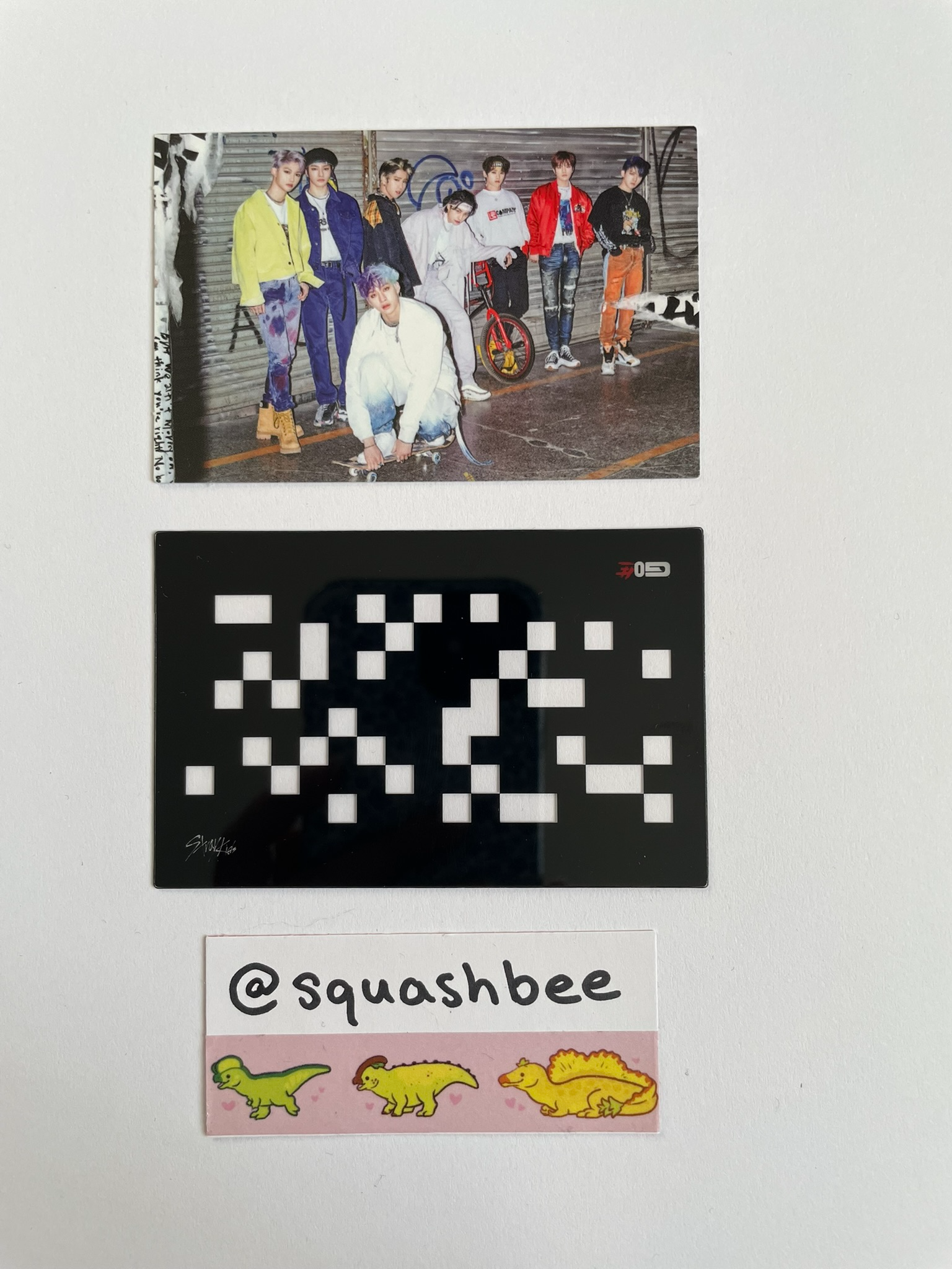 Bundle listing photo 1