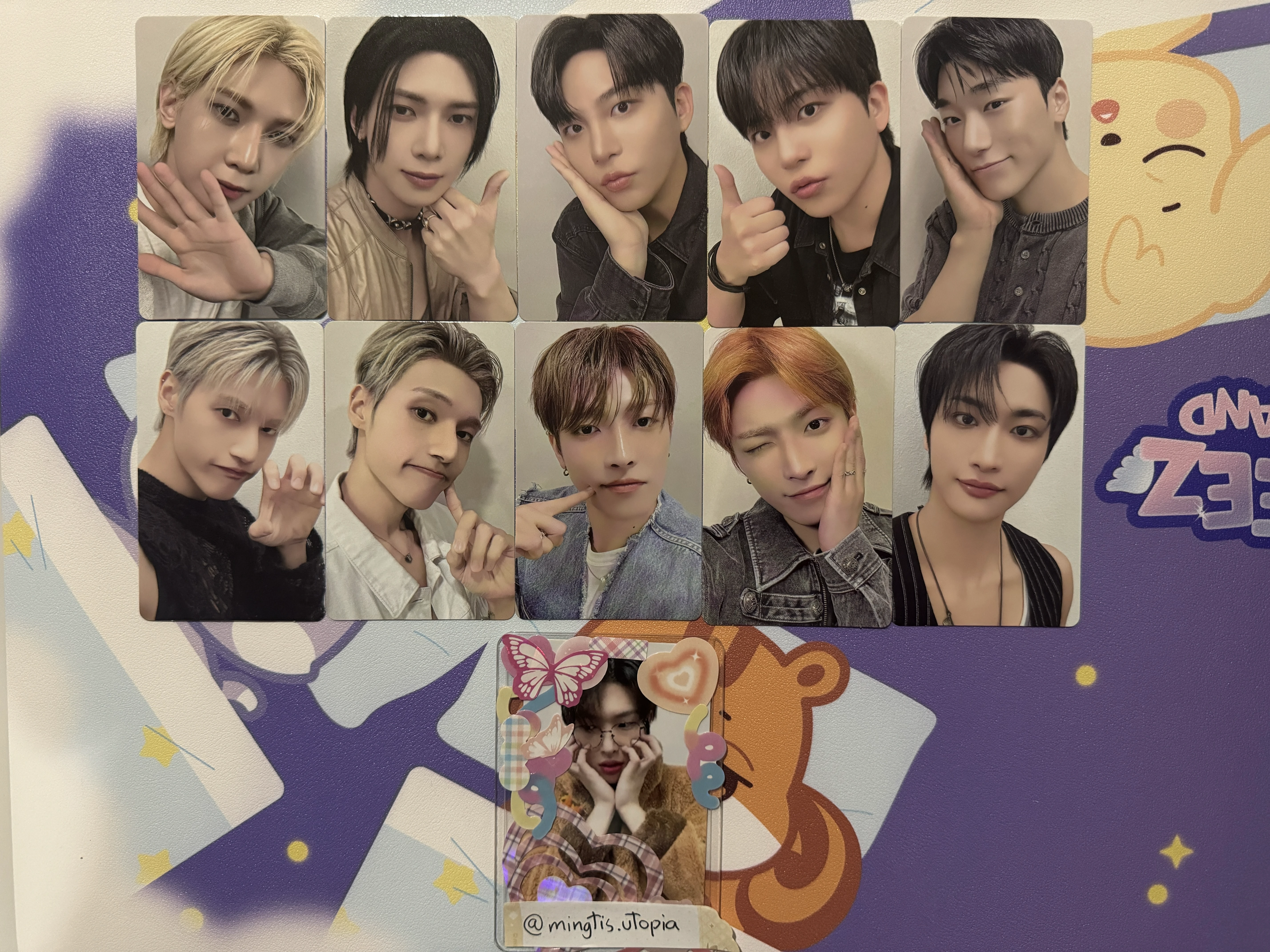 ATEEZ 8room Trading Photocards (B Version) listing photo 1