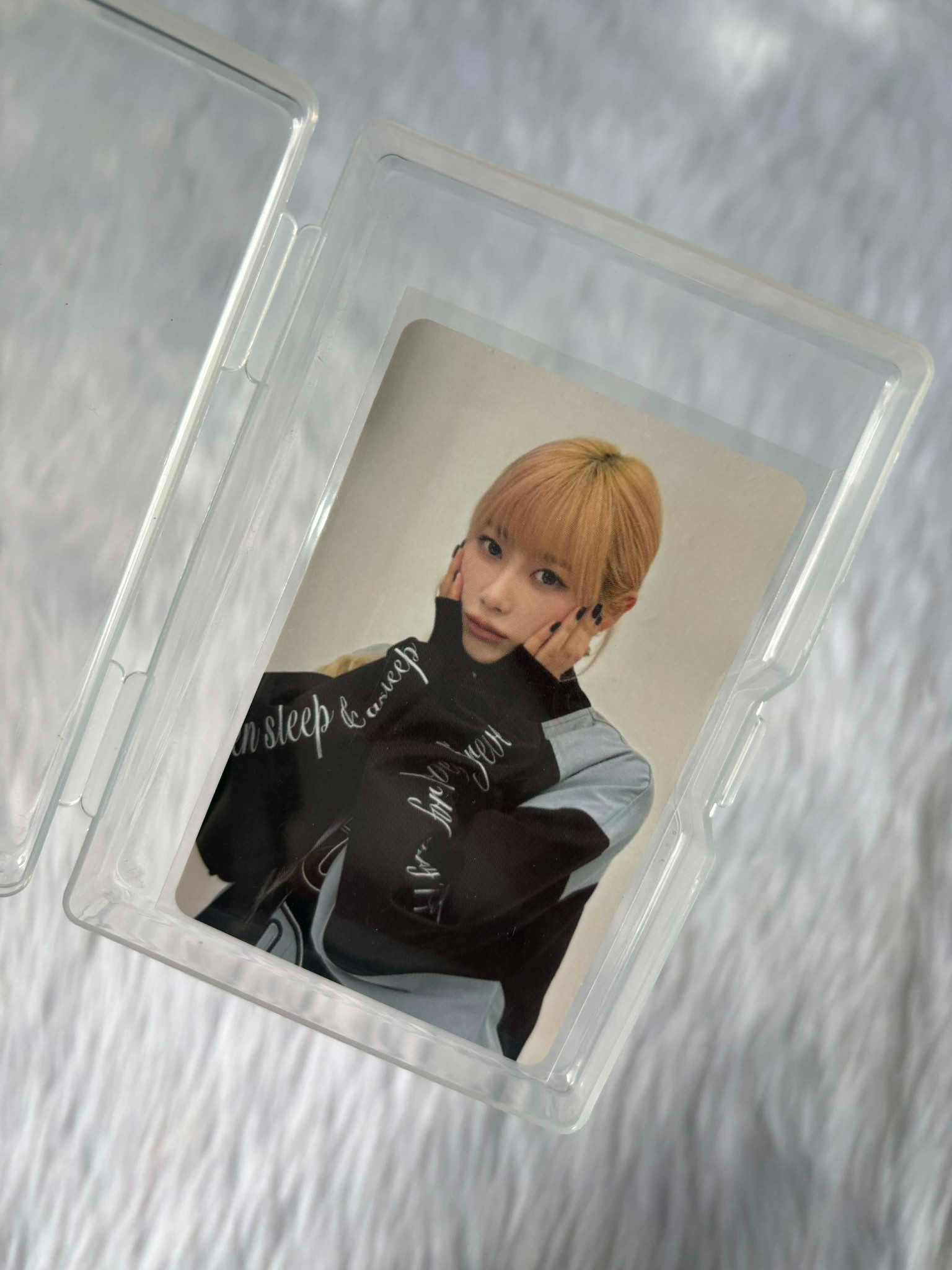 aespa Giselle Seasons Greeting 2025 Random Trading Card Photocard Set listing photo 8