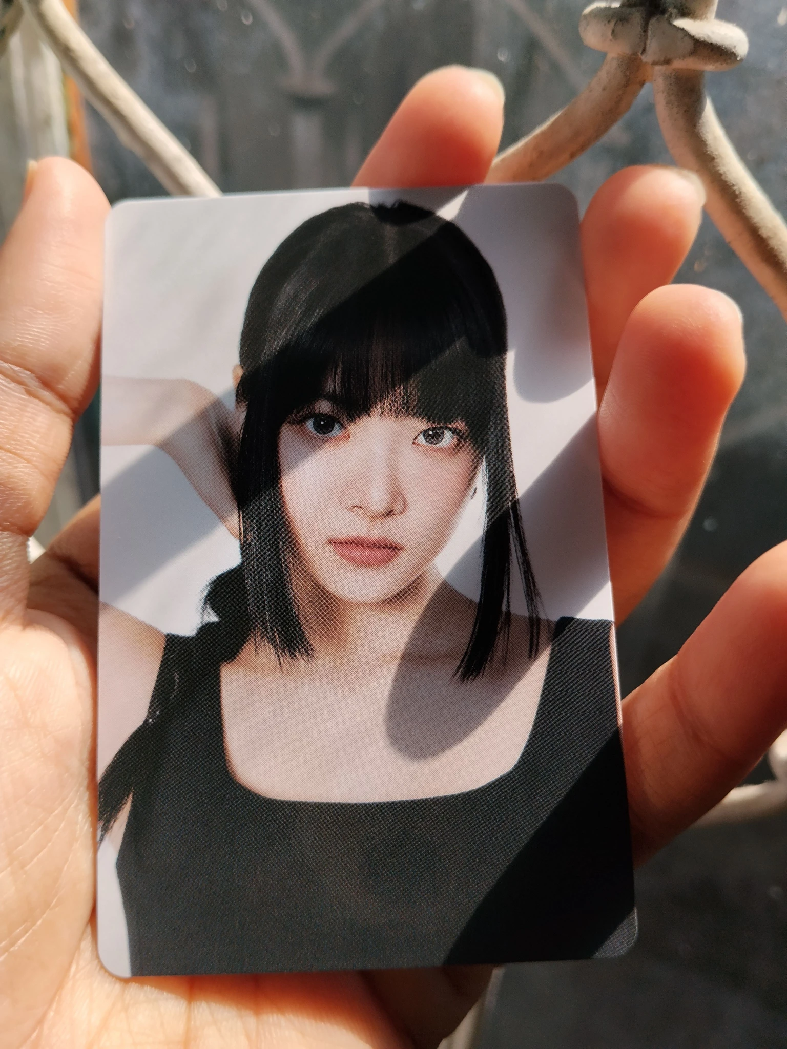 LE SSERAFIM Hong Eunchae LE SSERAFIM - Hong Eunchae - Flame Rises Tour (2023) Event japan mini photocard 44/45 listing photo 1