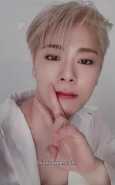 ASTRO Moonbin ASTRO - Moonbin - Switch On Album listing photo 1