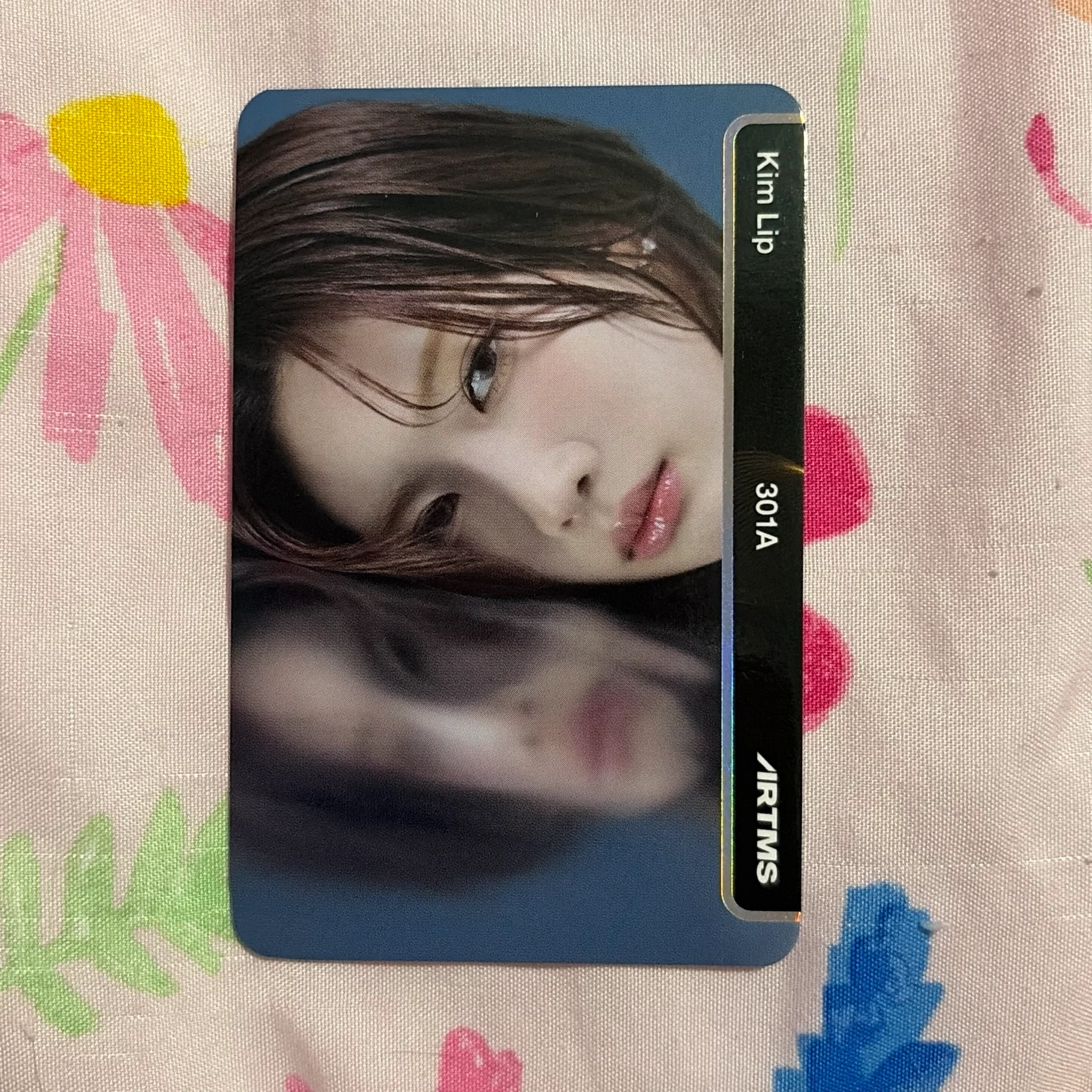 ARTMS Kim Lip ARTMS - Kim Lip - Club Icarus Album album photocard objekt music album listing photo 1