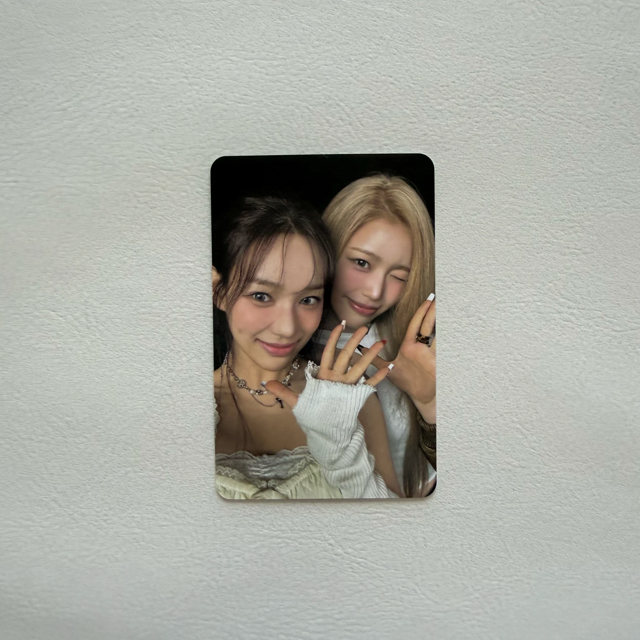 izna izna - N/a Album na ver RYU SARANG CHOI JUNGEUN unit album photocard listing photo 1