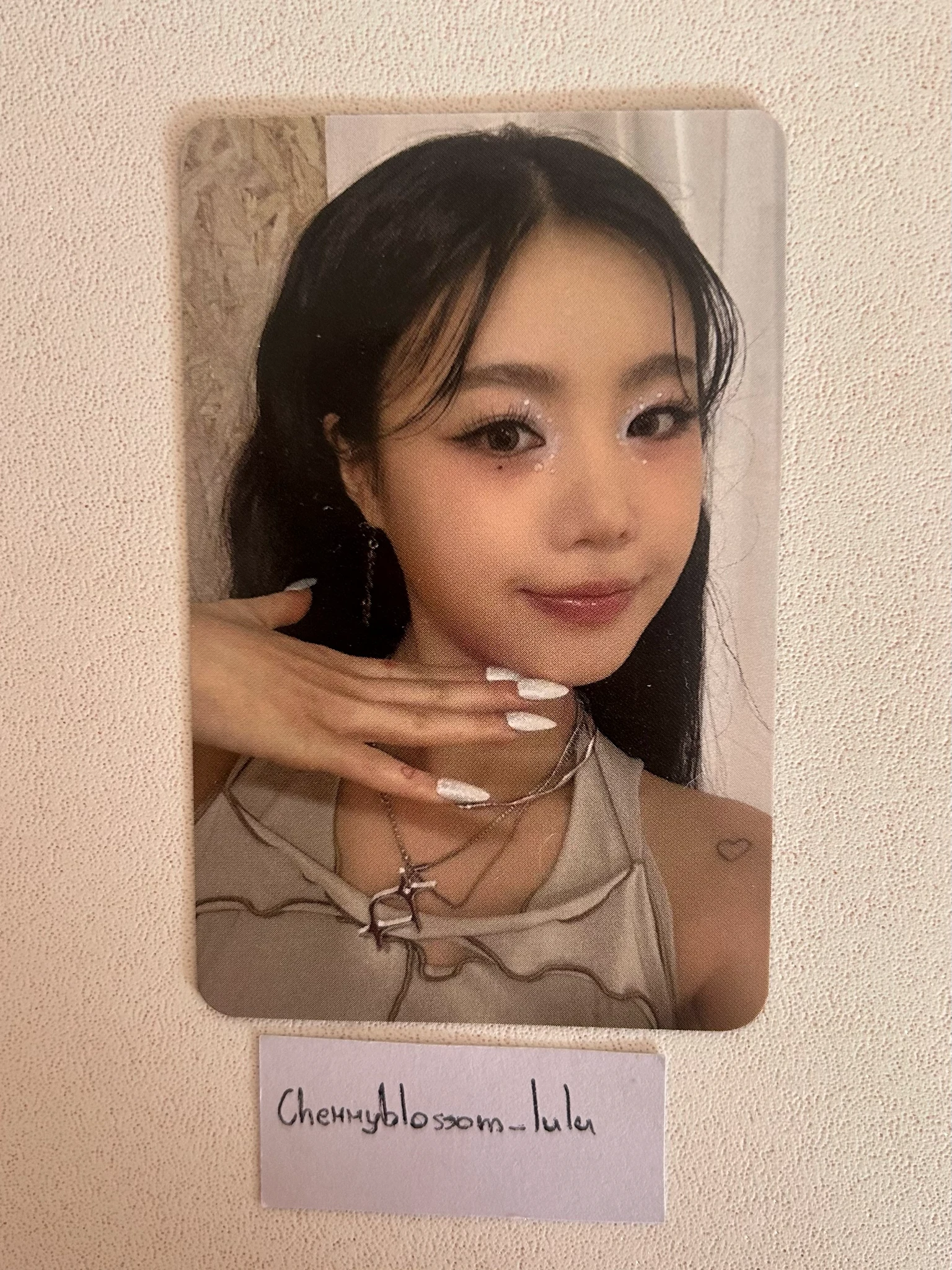 Soojin Soojin Soojin - Soojin - AGASSY Album everline round 1 video call listing photo 1
