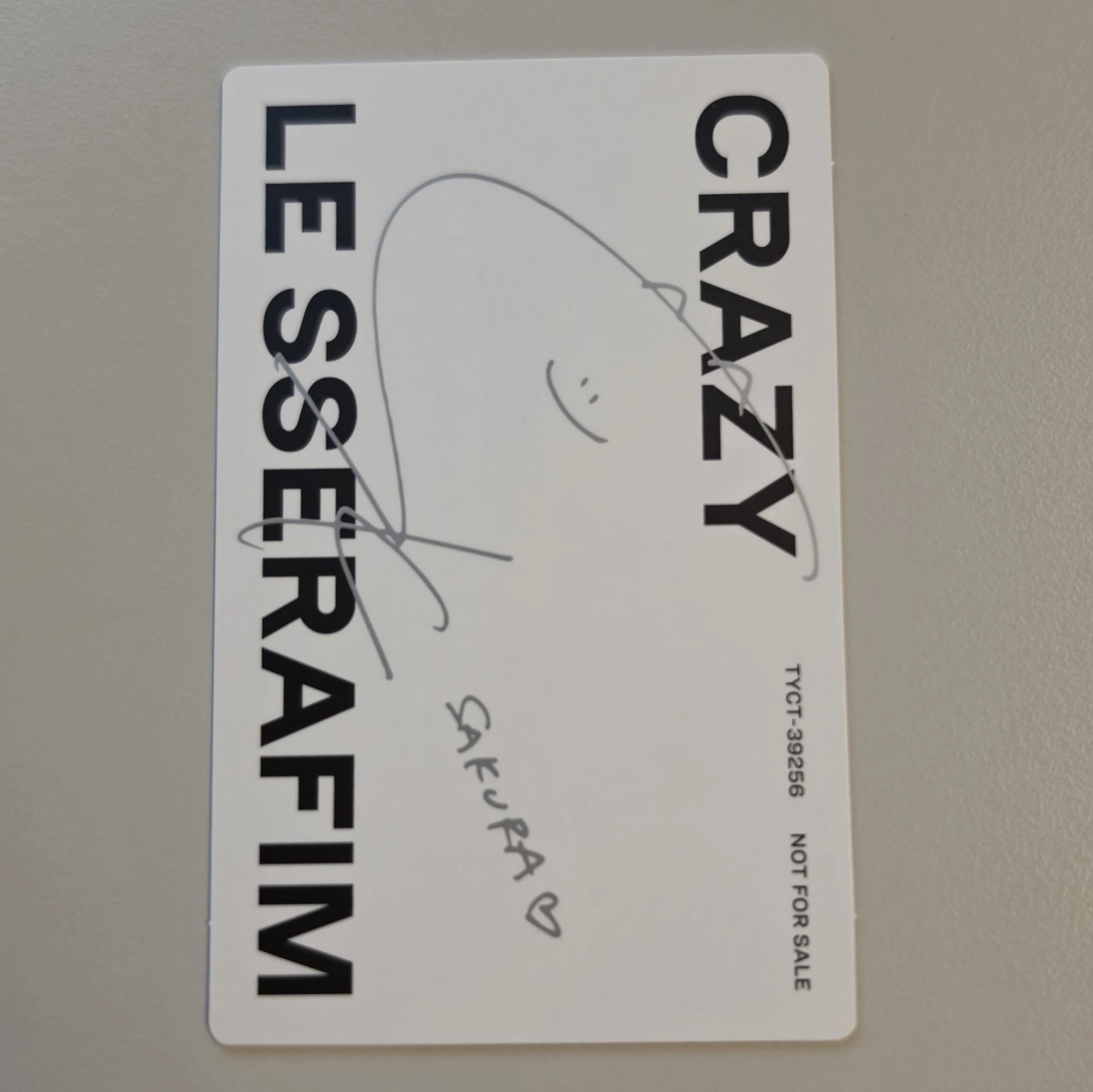 LE SSERAFIM Sakura LE SSERAFIM - Sakura - CRAZY (Japanese Ver.) Album solo jacket version message card listing photo 1