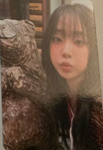 Chuu Chuu Chuu - Chuu - Only cry in the rain Album gray version album photocard listing photo 1