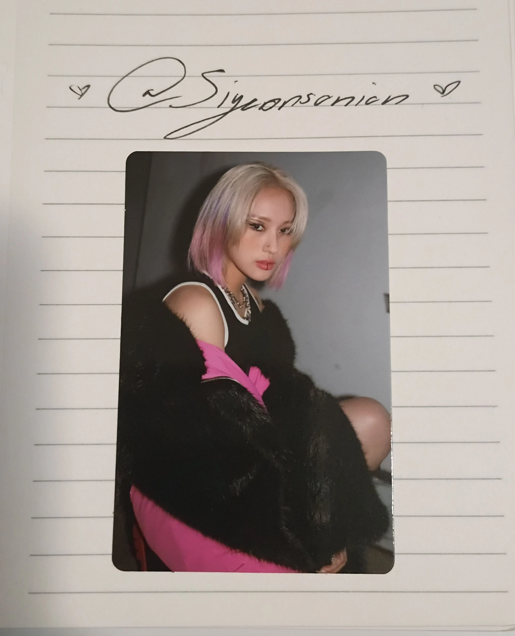 Dreamcatcher Siyeon Dreamcatcher - Siyeon - Dystopia : Road to Utopia Album album photocard korean album R version A version K version listing photo 1