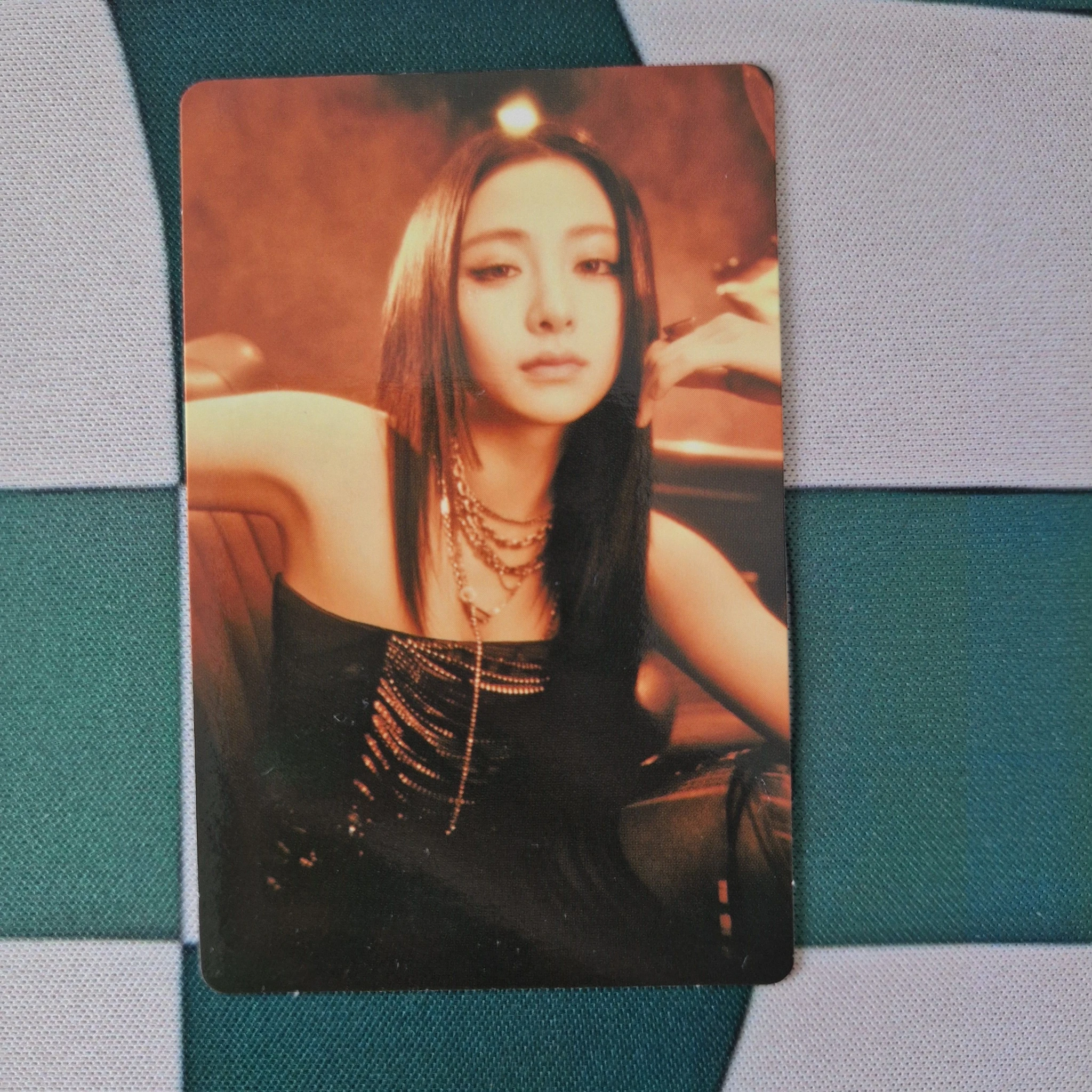 LE SSERAFIM Huh Yunjin LE SSERAFIM - Huh Yunjin - Easy Crazy Hot Tour Encore (2025/26) Event seoul tour merch mini photocard listing photo 1