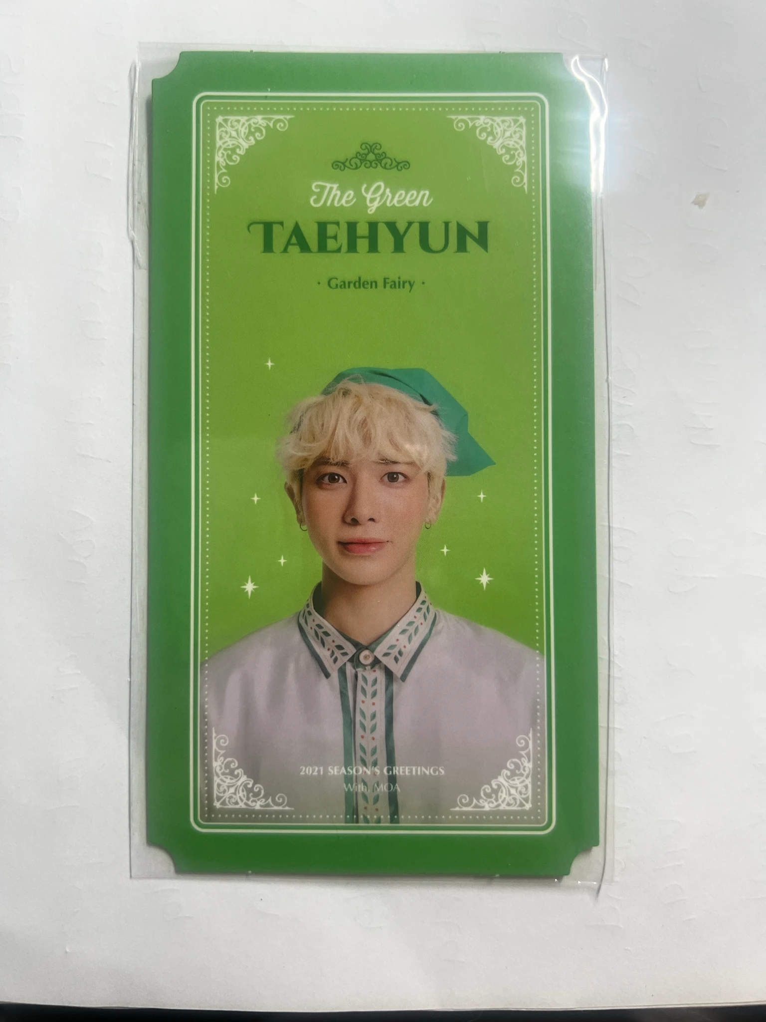 TOMORROW X TOGETHER Taehyun TOMORROW X TOGETHER - Taehyun - TXT Season's Greetings 2021 Other random photocard merch photocard listing photo 1