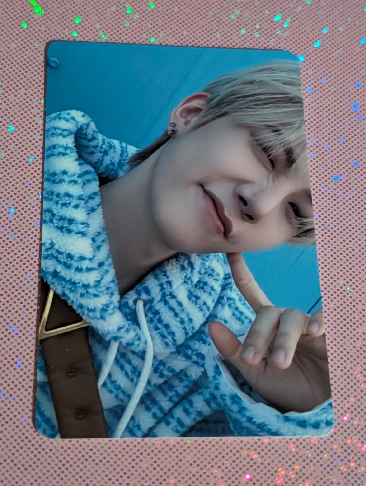 ALL(H)OURS Hyunbin ALL(H)OURS - Hyunbin - All Ours Album day version album photocard listing photo 1