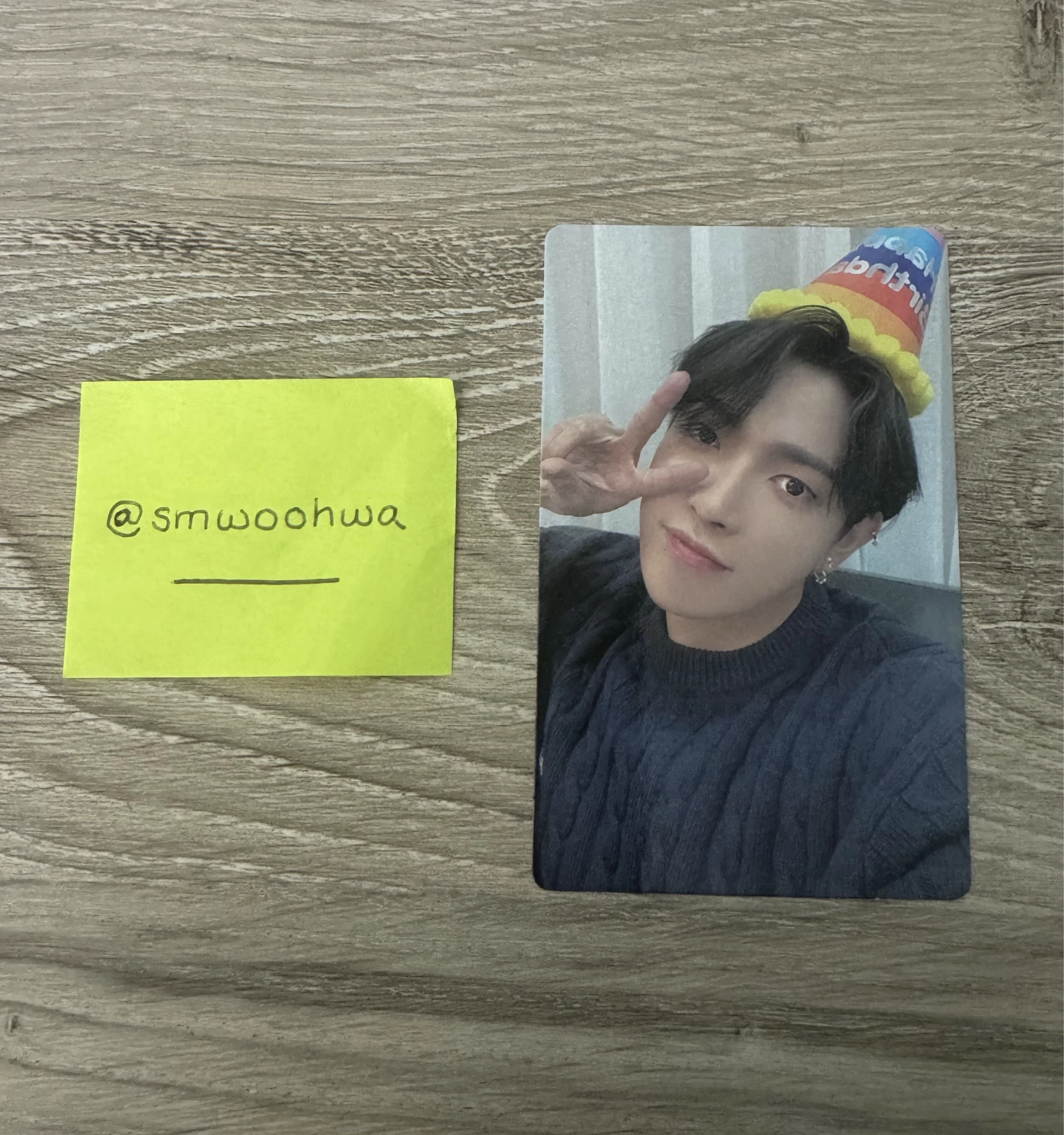 ATEEZ Hongjoong ATEEZ - Hongjoong - 2022 Our Story Birthday MD Other merch photocard listing photo 1
