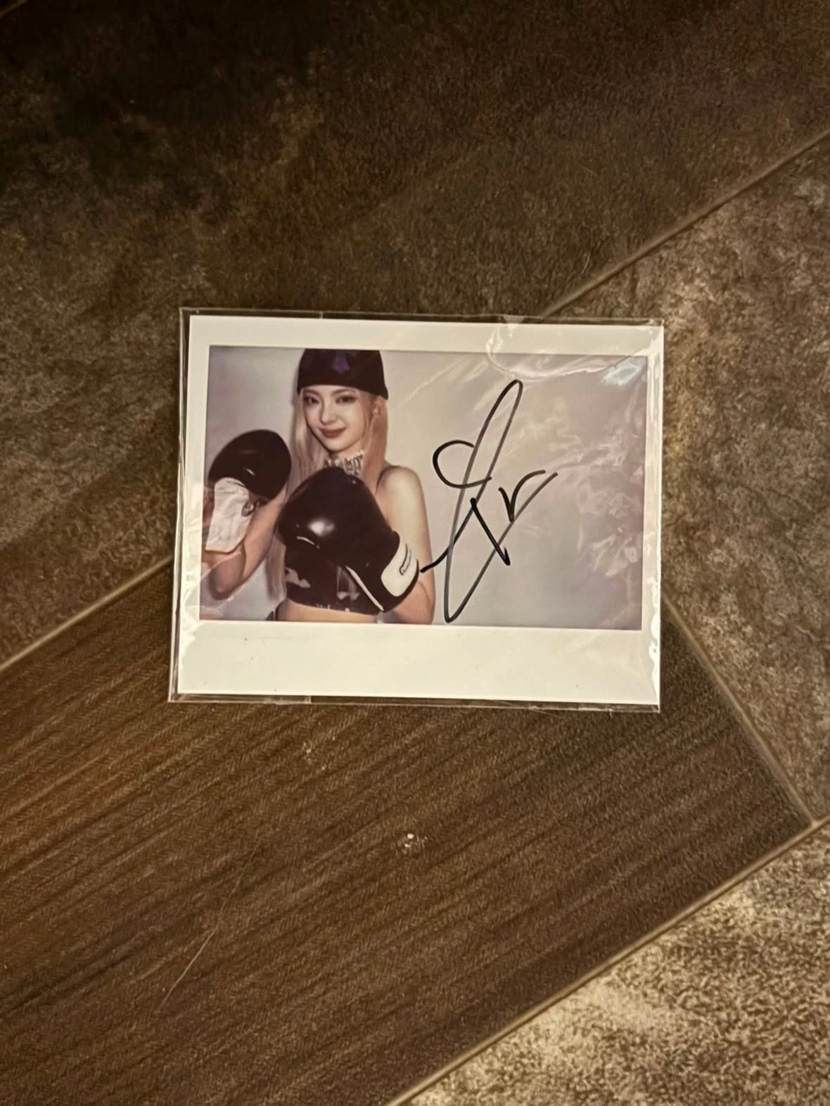 ITZY Lia ITZY - Lia - KILL MY DOUBT Album album inclusion pob (pre-order benefit) large polaroid itzy shop exclusive signed listing photo 1