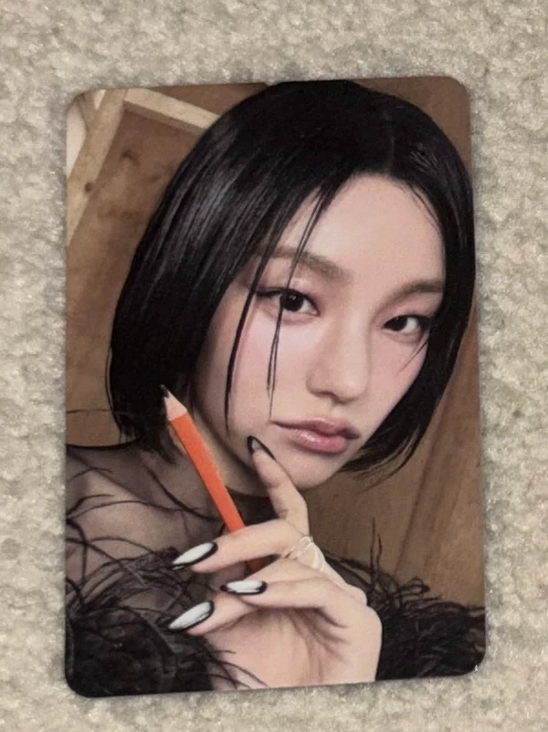 ITZY Yeji ITZY - Yeji - Air Album album photocard mystery box ver. listing photo 1