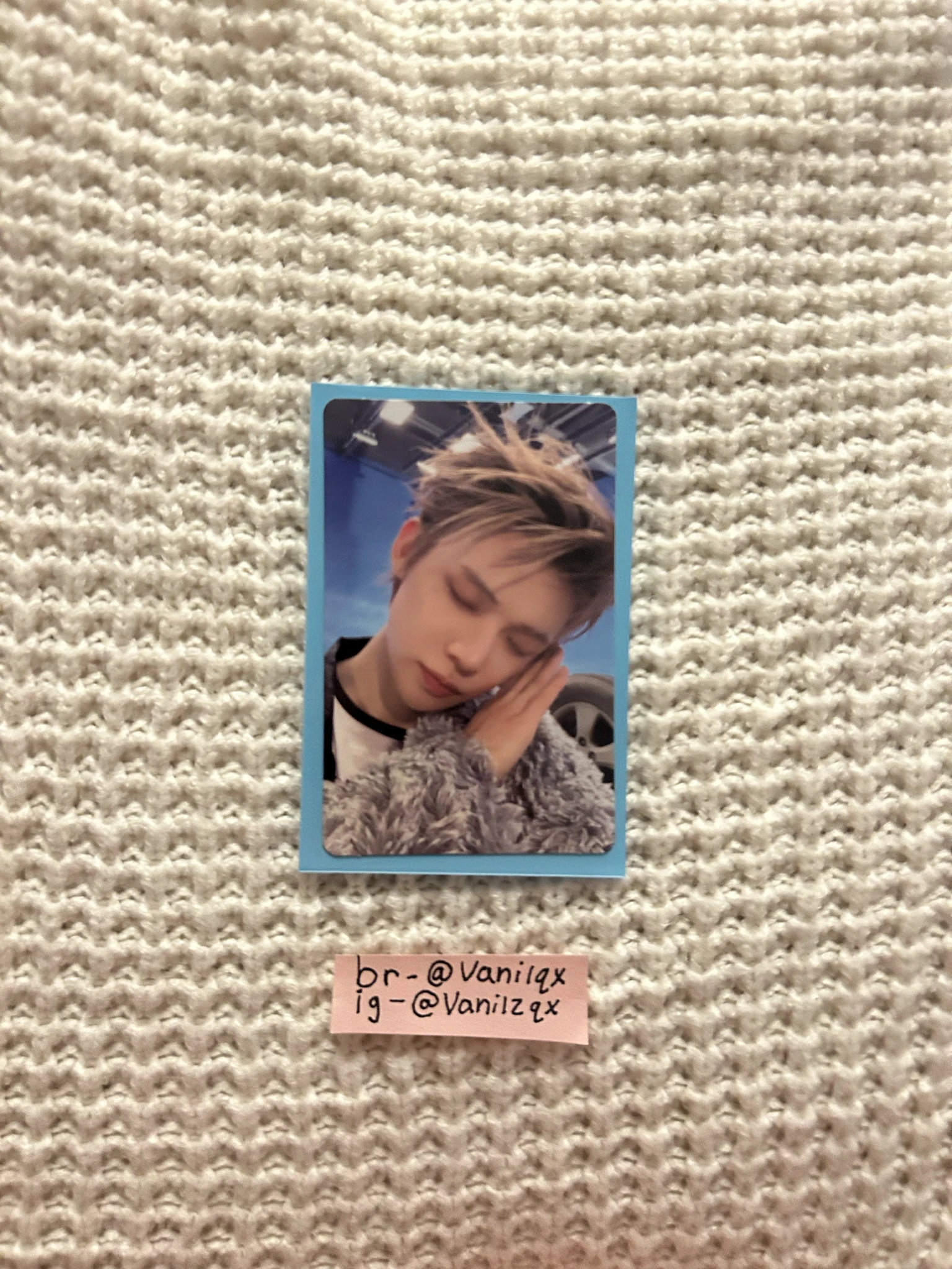 TOMORROW X TOGETHER Yeonjun TOMORROW X TOGETHER - 7TH YEAR: A Moment of Stillness in the Thorns Album album photocard hunger version listing photo 1