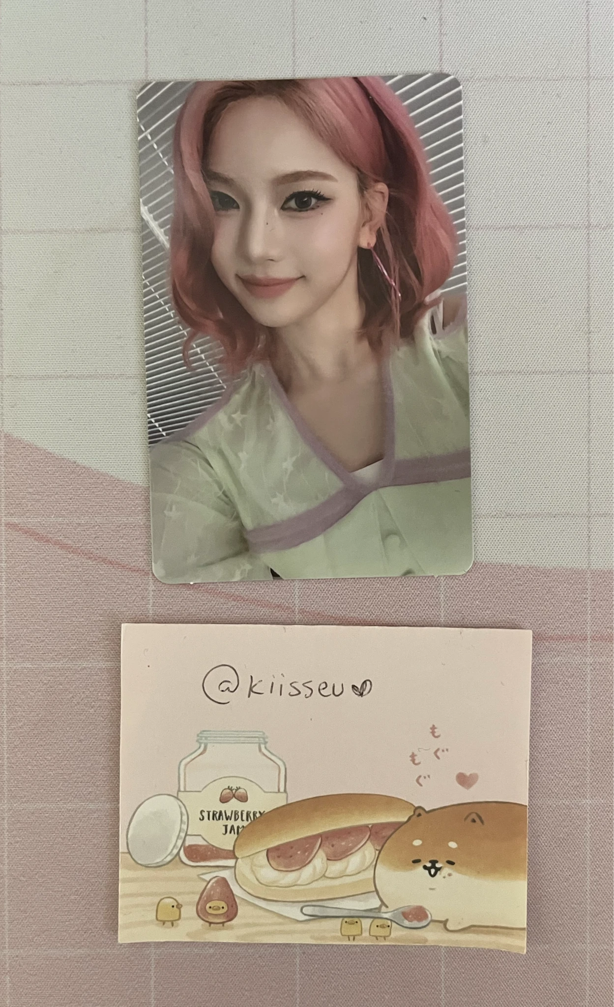 STAYC Isa STAYC - Isa - 2:LOVE Album album photocard player profile version listing photo 1