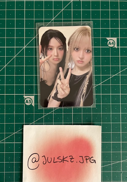 NMIXX NMIXX - Sullyoon & Lily - Fe3O4: STICK OUT Album pyromancy version album photocard limited edition unit listing photo 1