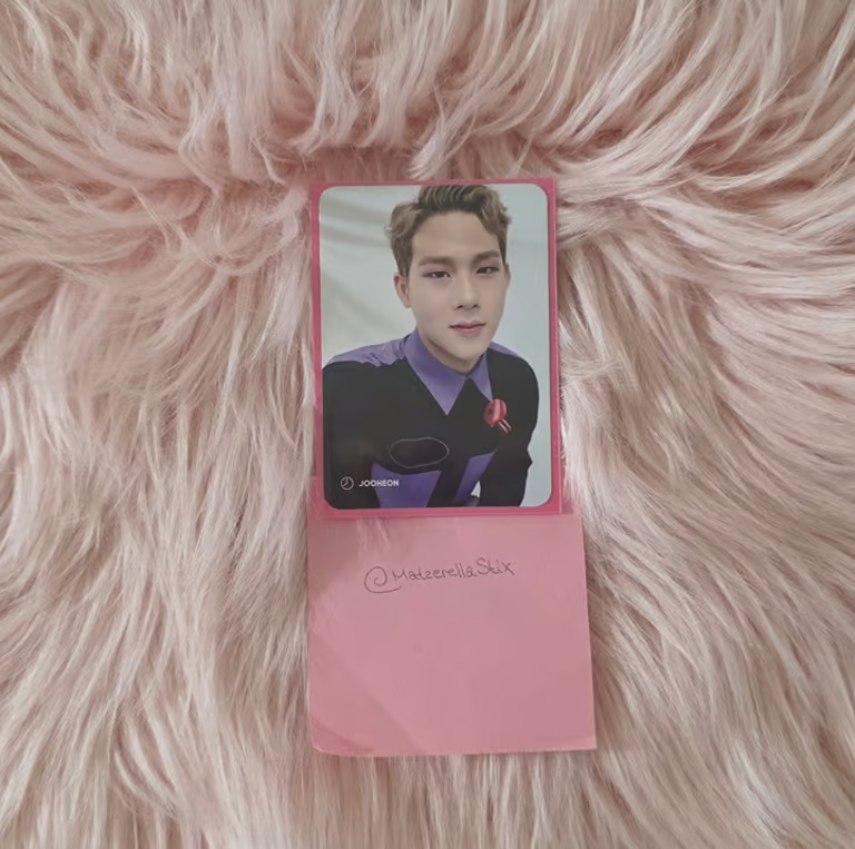 MONSTA X Joohoney MONSTA X - Joohoney - The Connect: Dejavu Album version 2 album photocard listing photo 1
