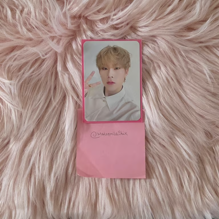 MONSTA X Joohoney MONSTA X - Joohoney - Lights Album solo album album photocard photobook version listing photo 1