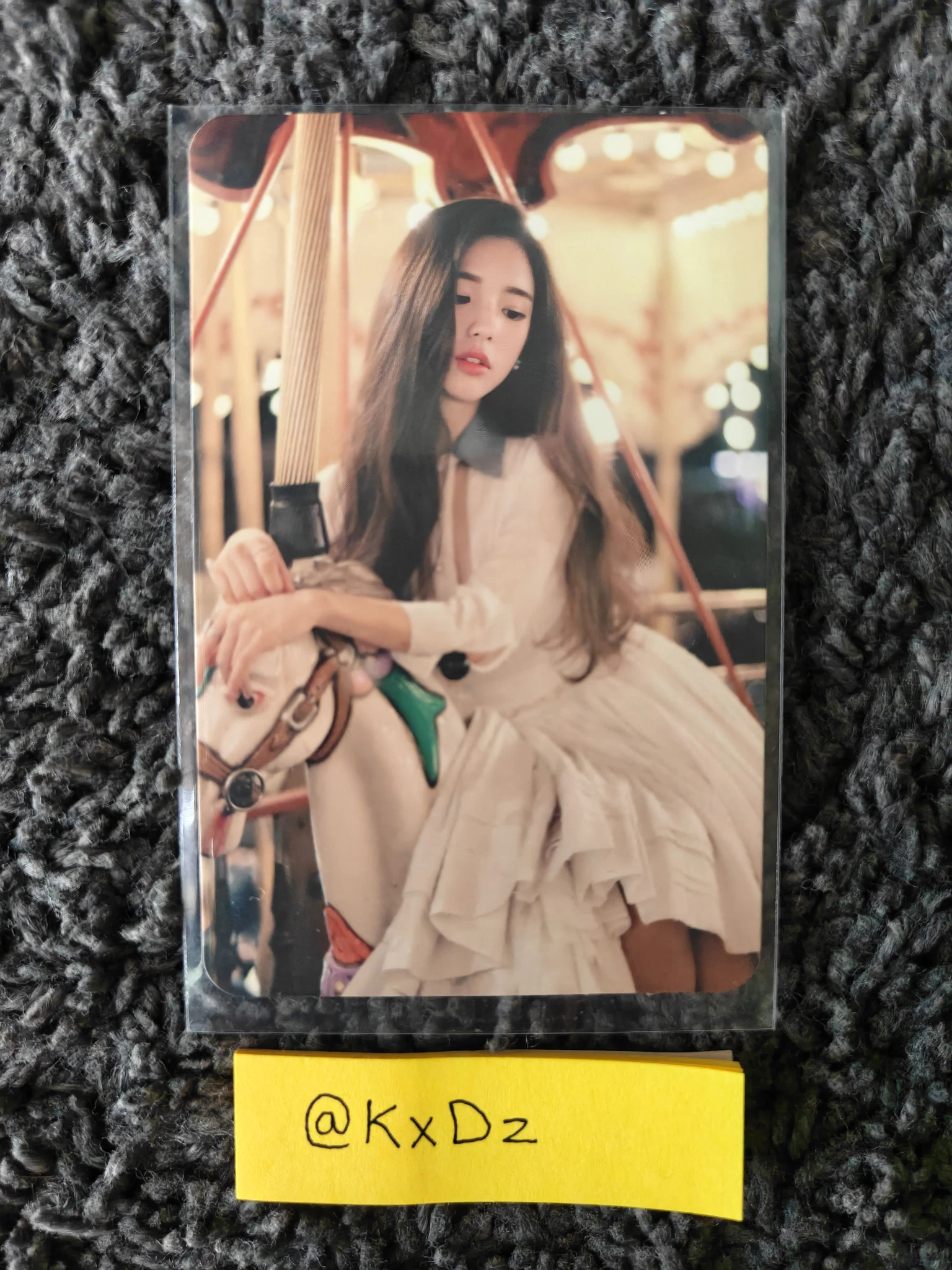 LOONA HeeJin LOONA - HeeJin - HeeJin Album album photocard standard version listing photo 1