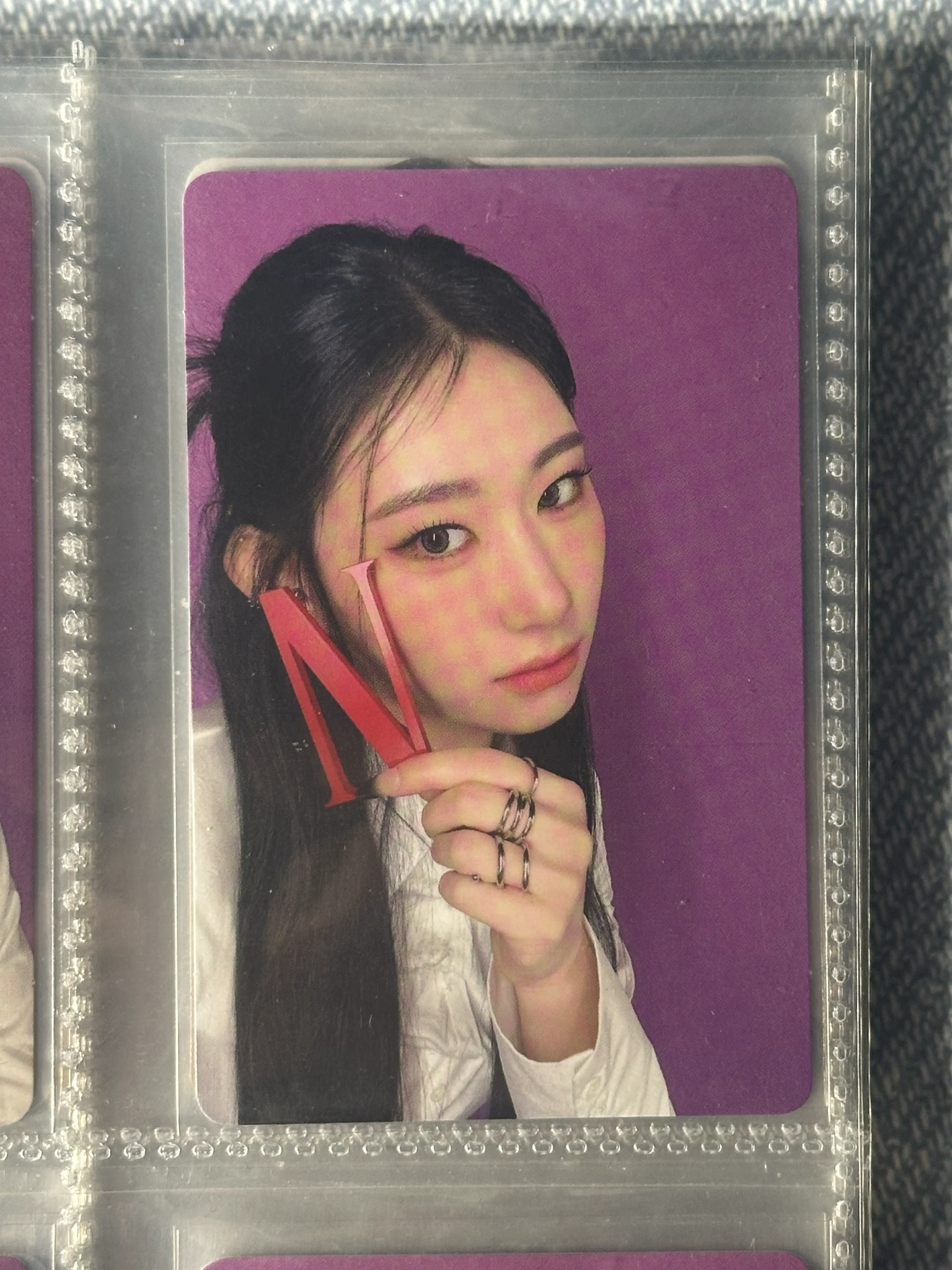 ITZY Chaeryeong ITZY - Chaeryeong - Ringo Album limited version B version japanese album album photocard listing photo 1